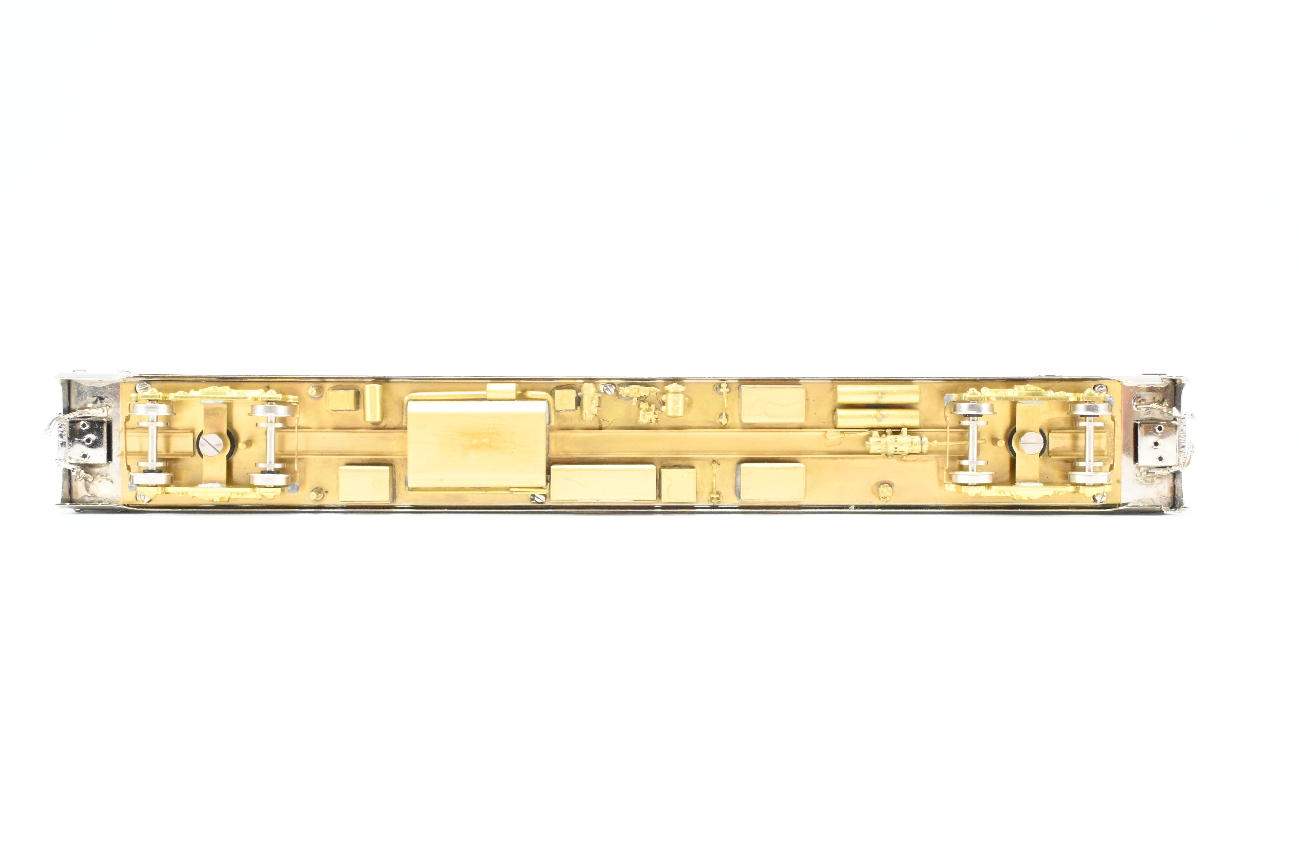 HO Scale Brass Cascade Models AT&SF - Santa Fe Budd Pine Series 10RMT - 6DBR Non - Skirted Sleeper Model Train Car