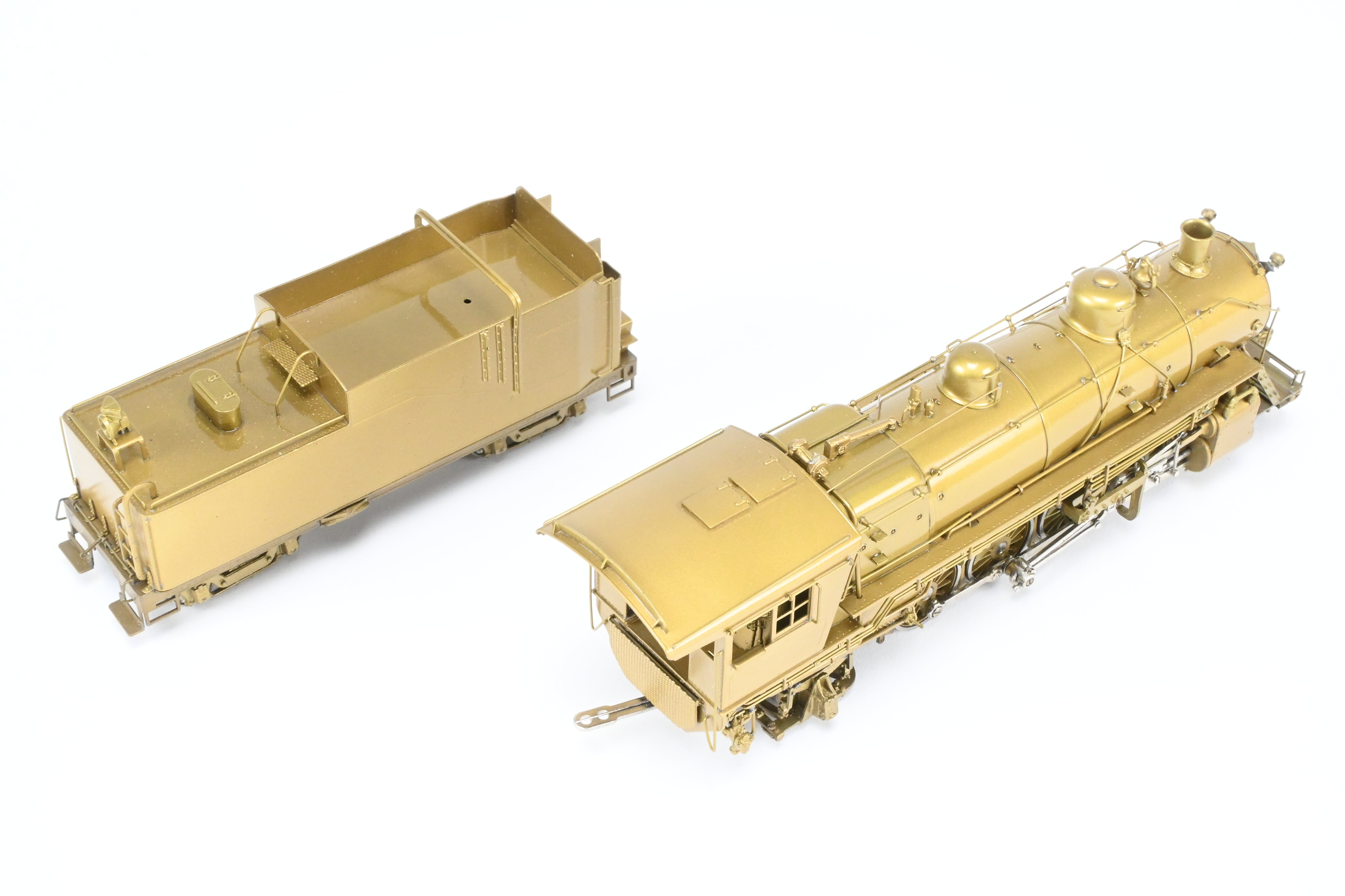 HO Scale Brass PFM SKI Great Northern O - 1 2 - 8 - 2 3000 Series Rectangular Tender Model
