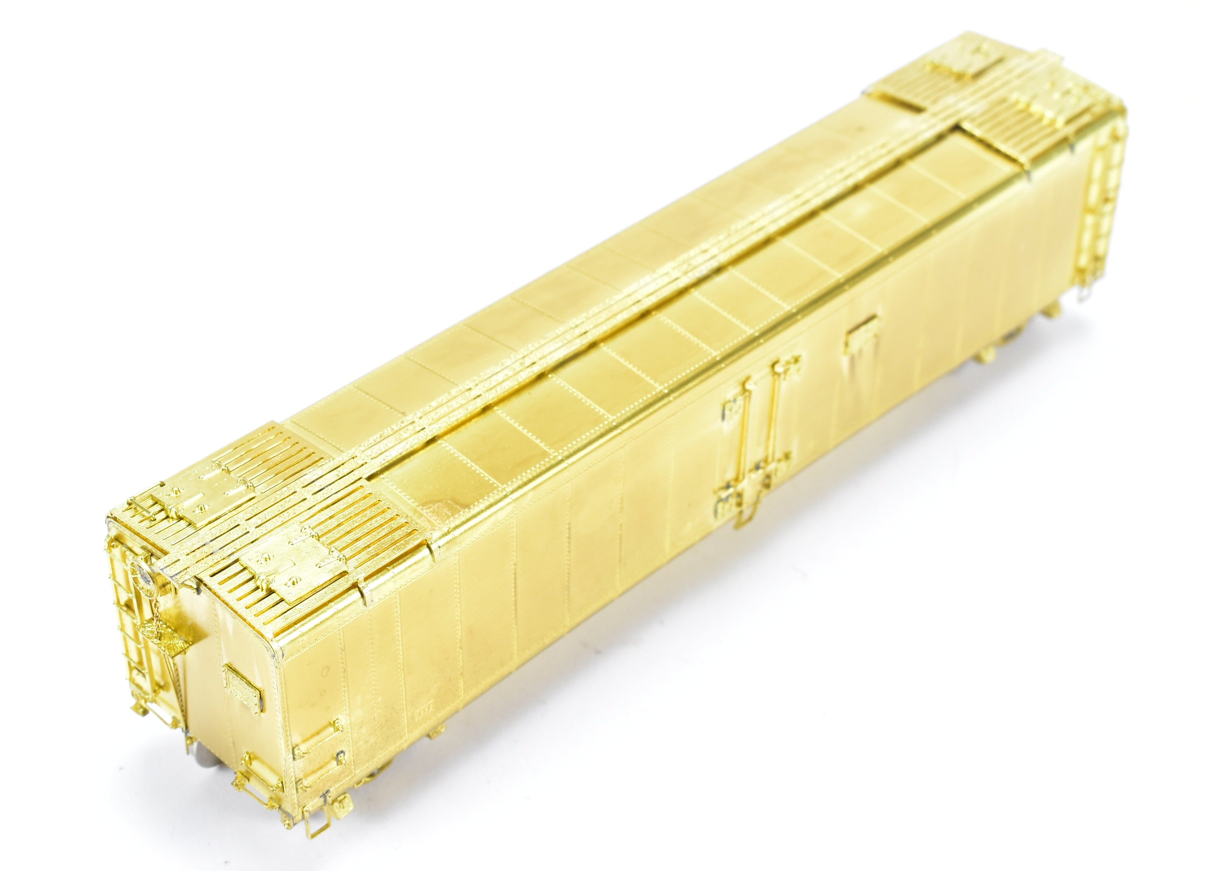 HO Scale Brass Refrigerator Car Model by OMI - Overland Models, Inc. Representing MILW - Milwaukee Road 70 - Ton Variant