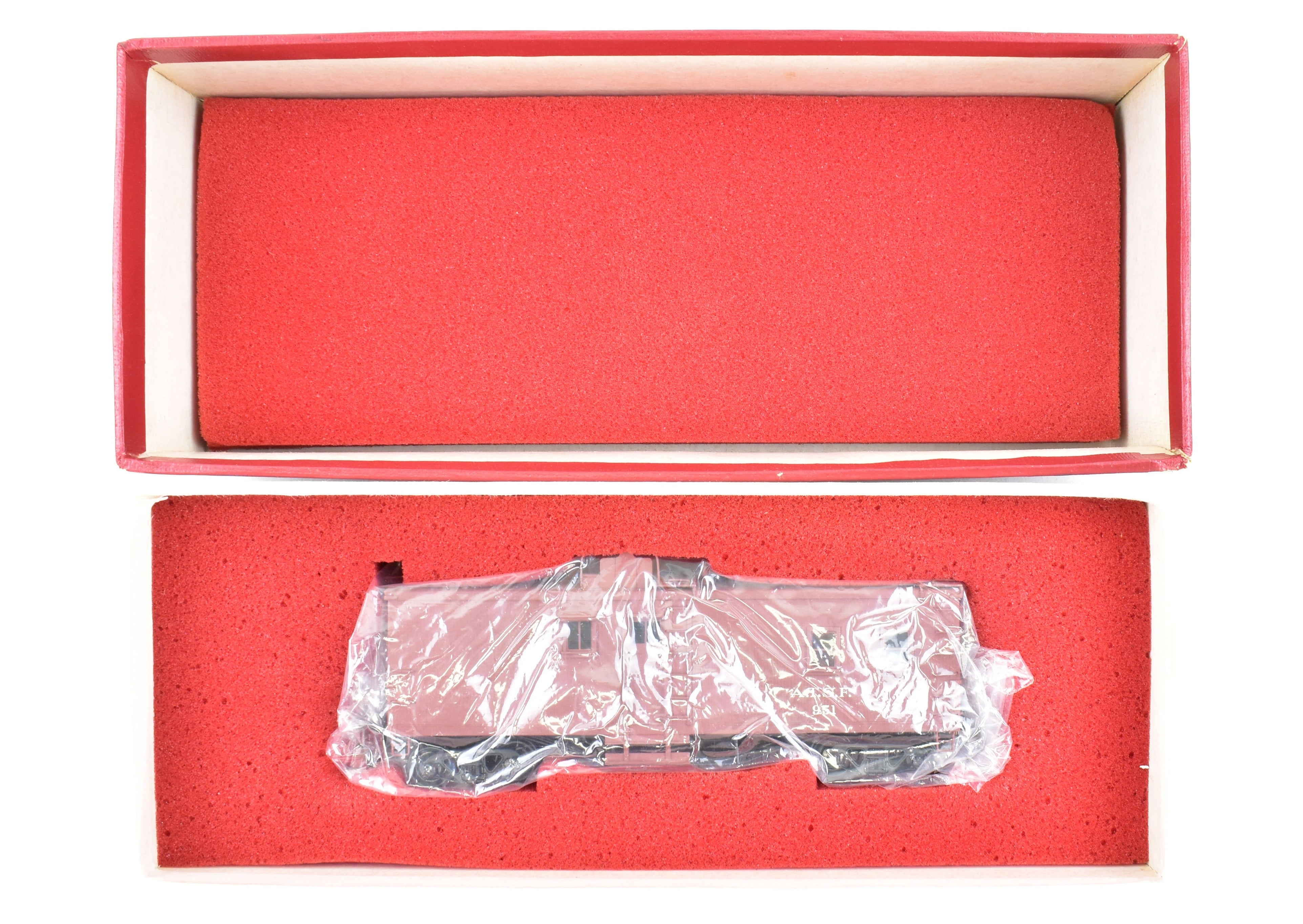 HO Scale Brass Key Imports ATSF - Santa Fe Open Air Seats Hollywood Caboose Professionally Painted Model No. 951