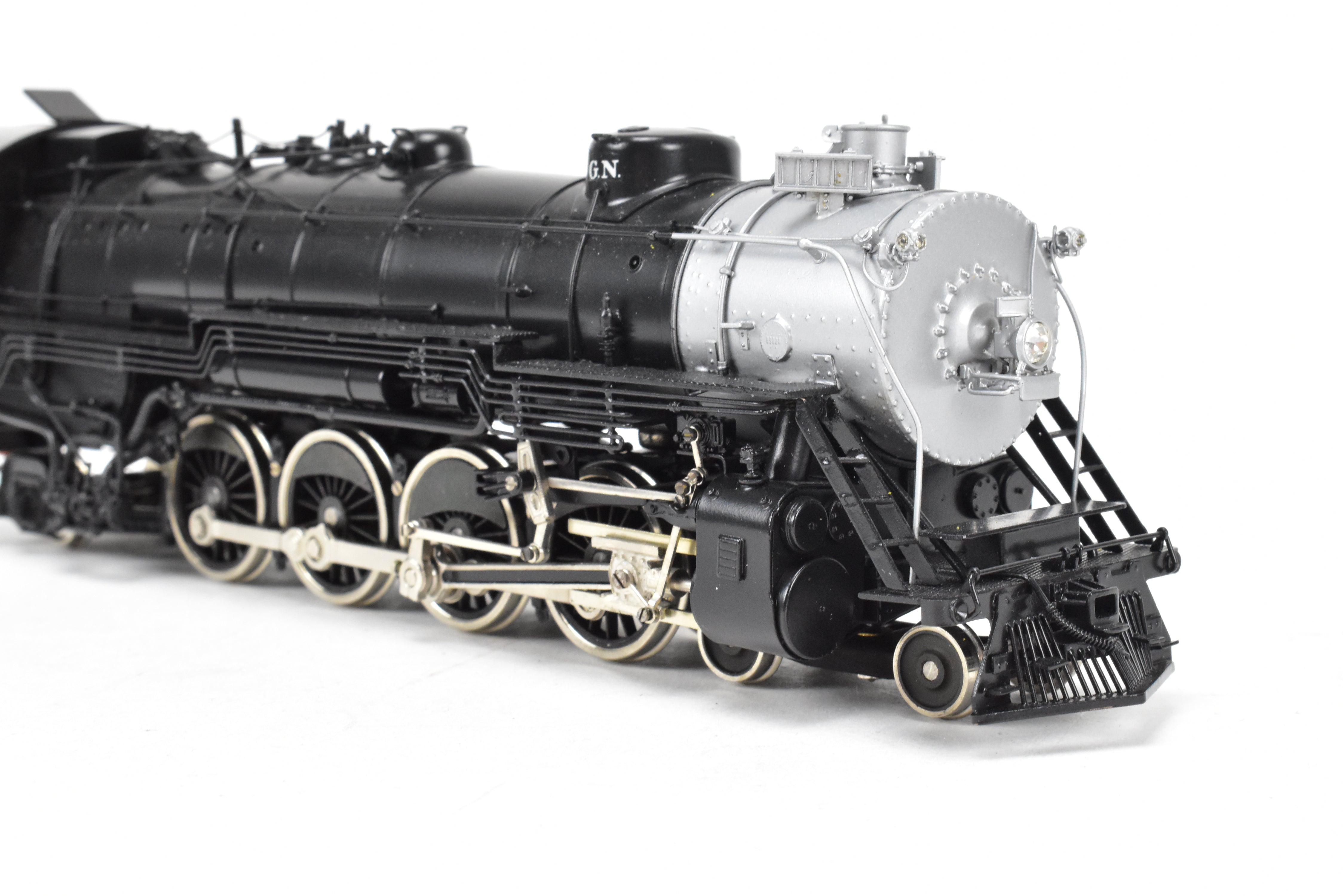 HO Brass Tenshodo Great Northern 4-8-2 Class P-2 Factory Painted Crown #2524, 1974 Run