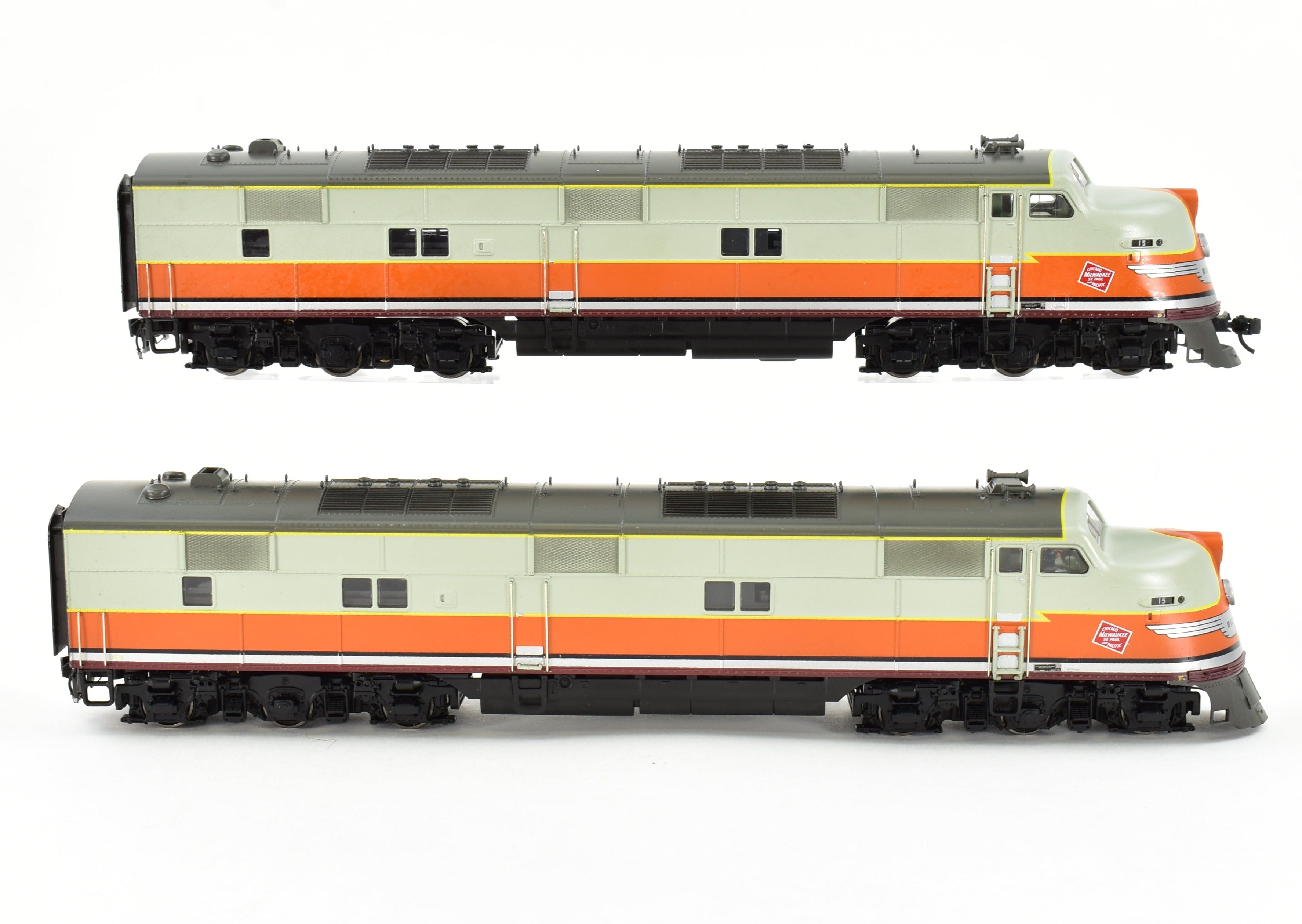 Broadway Limited Imports MILW Milwaukee Road E6A/A Set with QSI DCC, Sound & Spare Parts