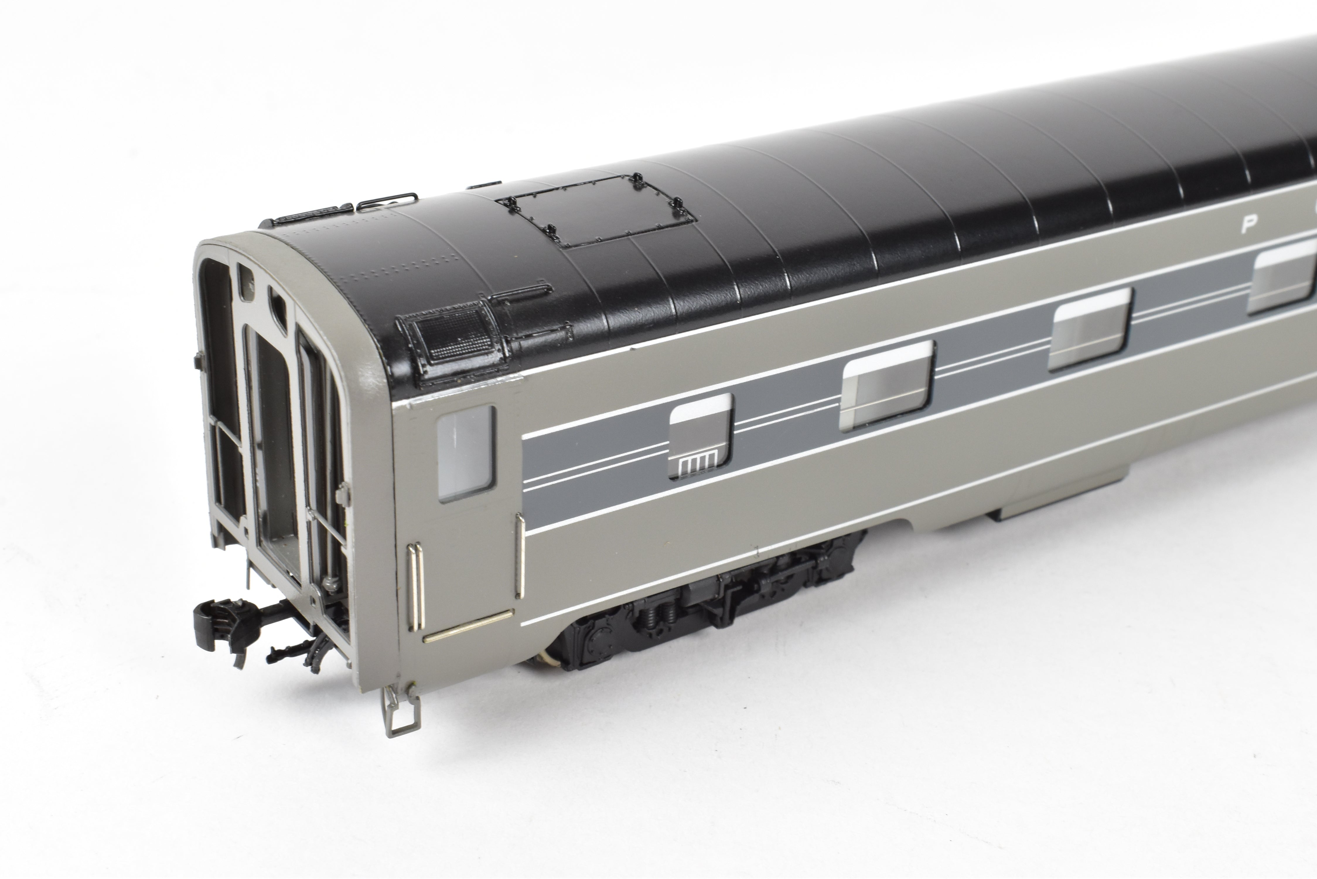 HO Scale Brass Passenger Car Set - Challenger Imports NYC - New York Central 1940 20th Century Limited 10-Car Passenger Train Collection