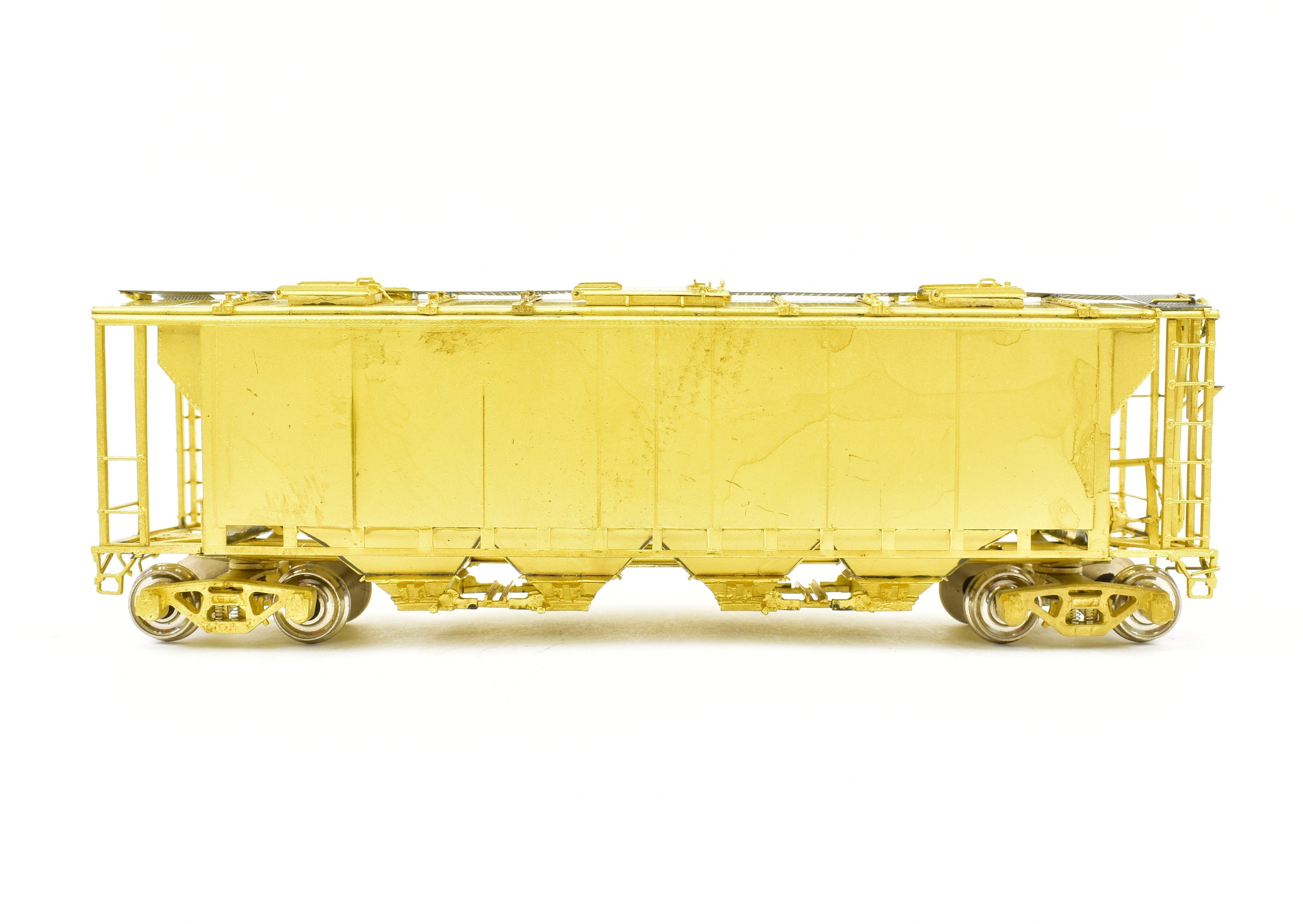 HO Scale Brass OMI - Overland Models, Inc. Canadian National Railway (CNR) Slab Side Covered Hopper Model Train Car