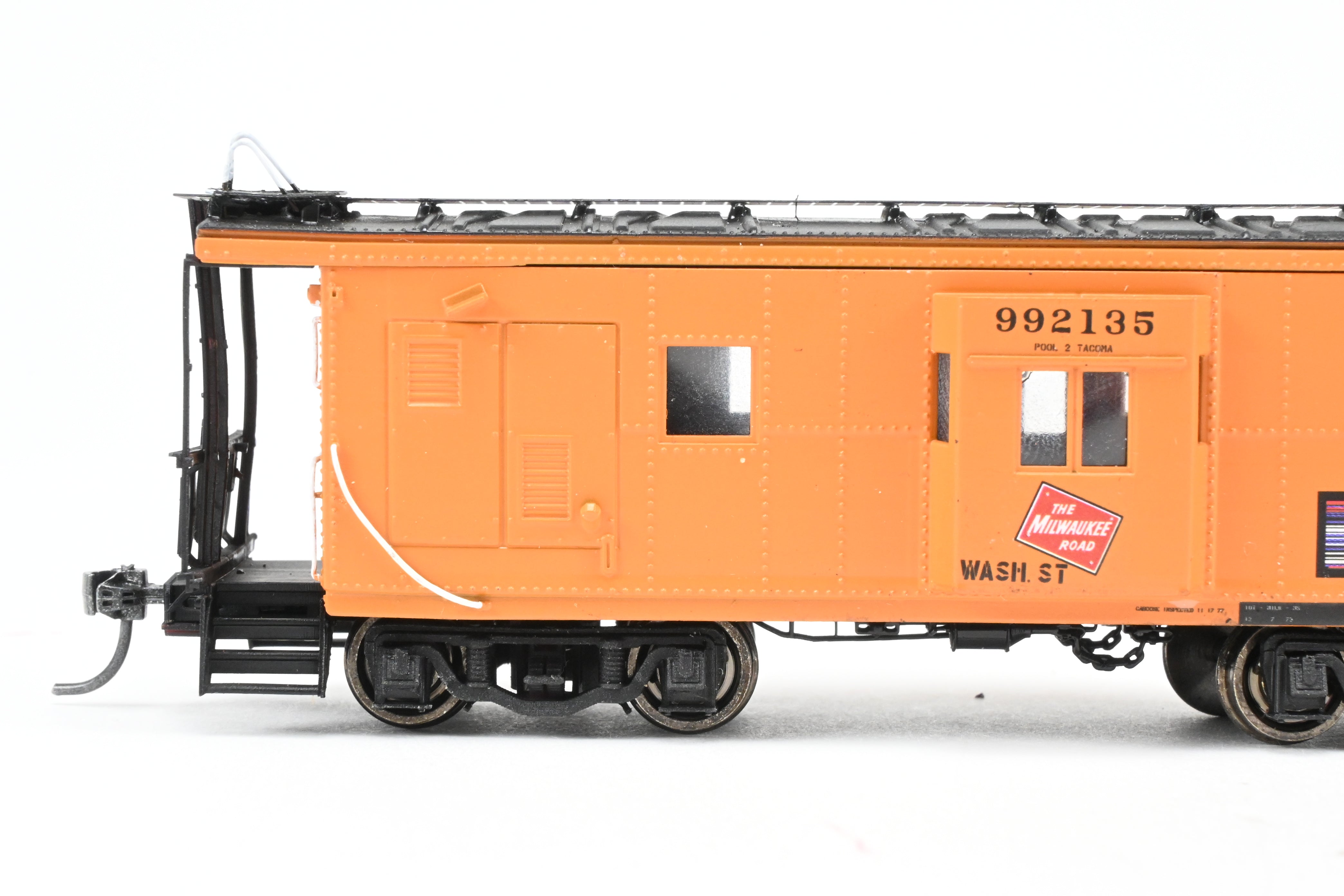 HO Scale Model Railroad - Custom Built 3D Printed Thrall Bay Window Caboose for Milwaukee Road with FP #992135 from Lines West