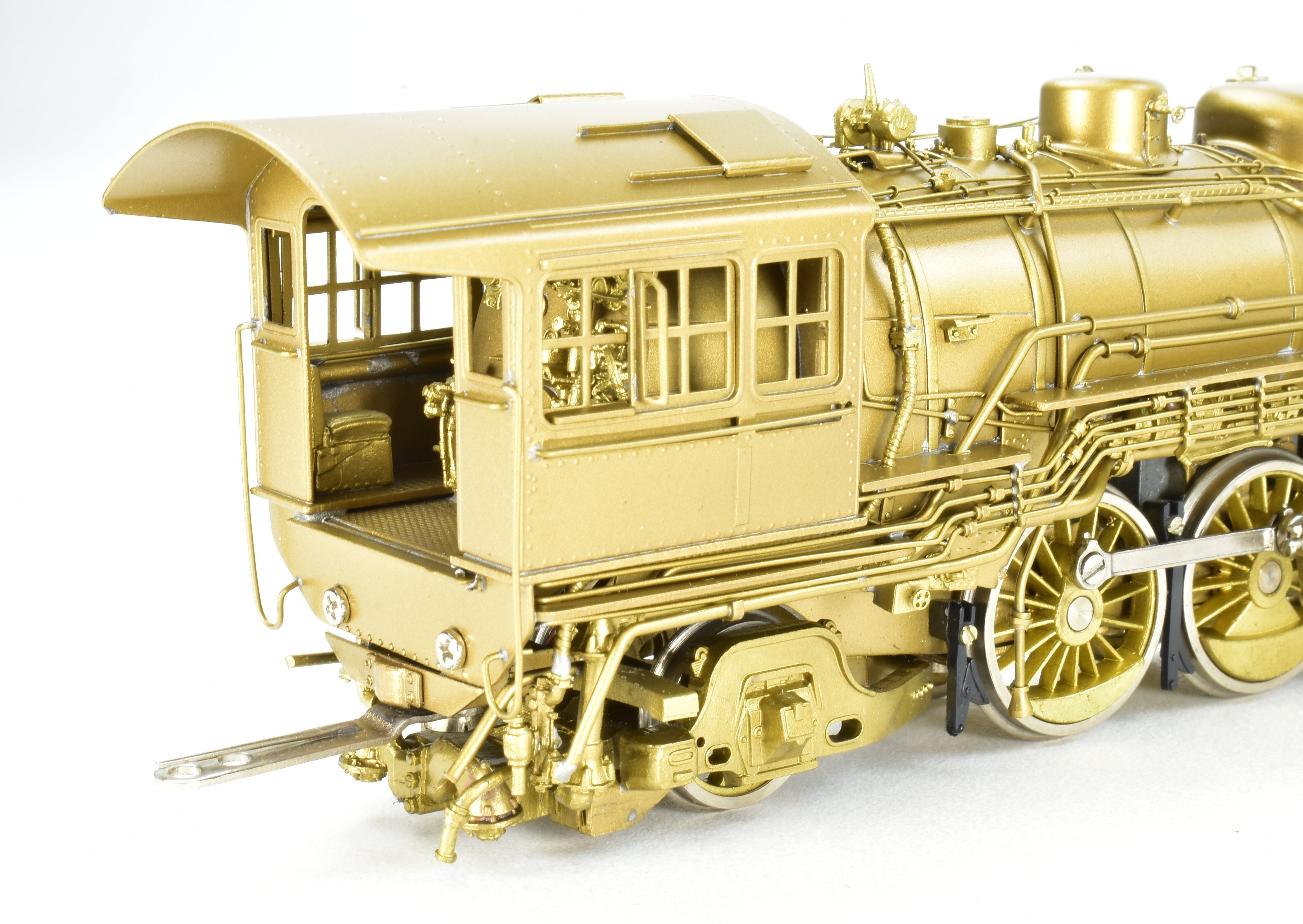 HO Scale Brass Hallmark Models Texas & Pacific 4-6-2 700 P-1-b Steam Locomotive Model