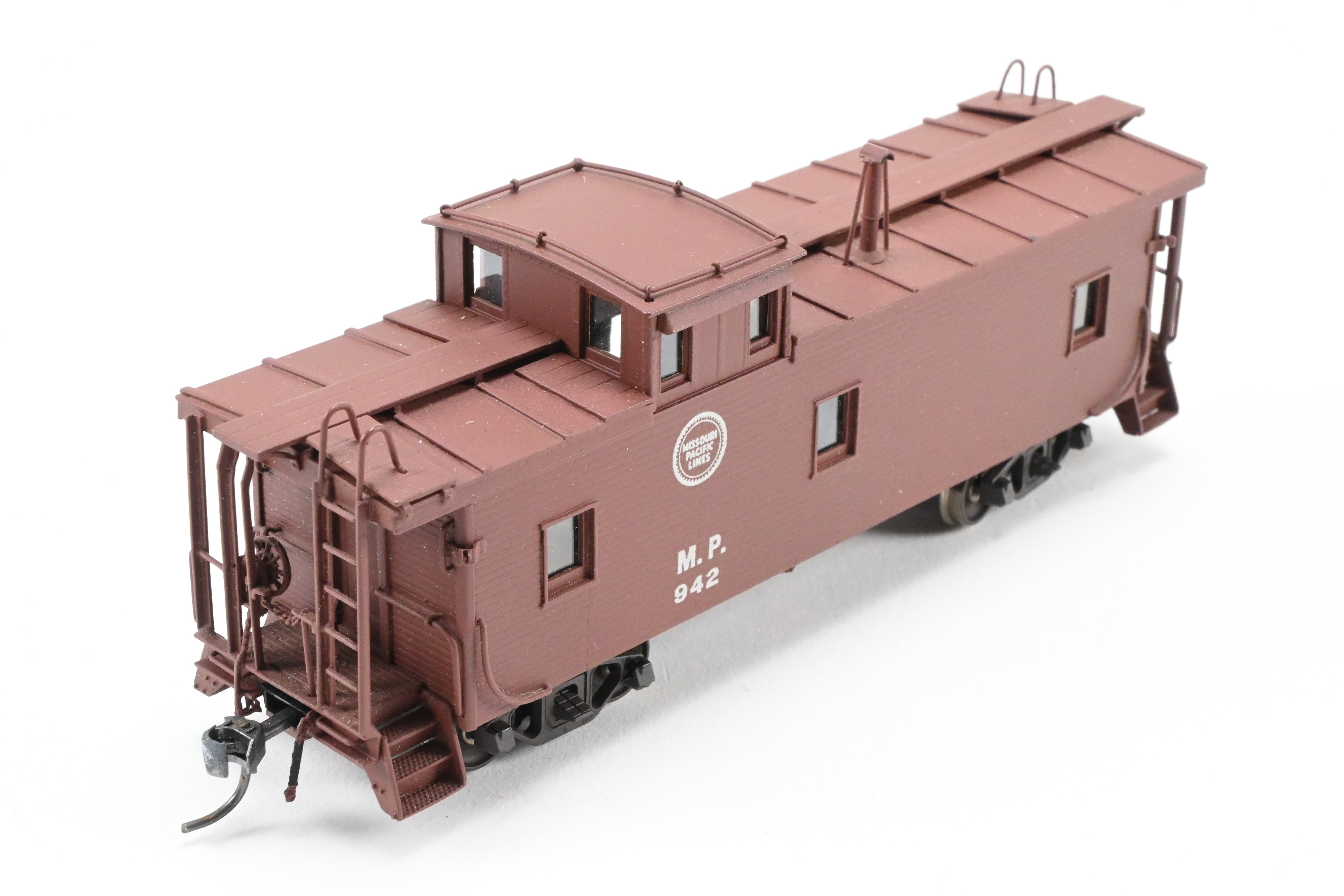 HO Scale Brass Hallmark Models Missouri Pacific Standard Wood Caboose, Pro-Painted Series No. 942