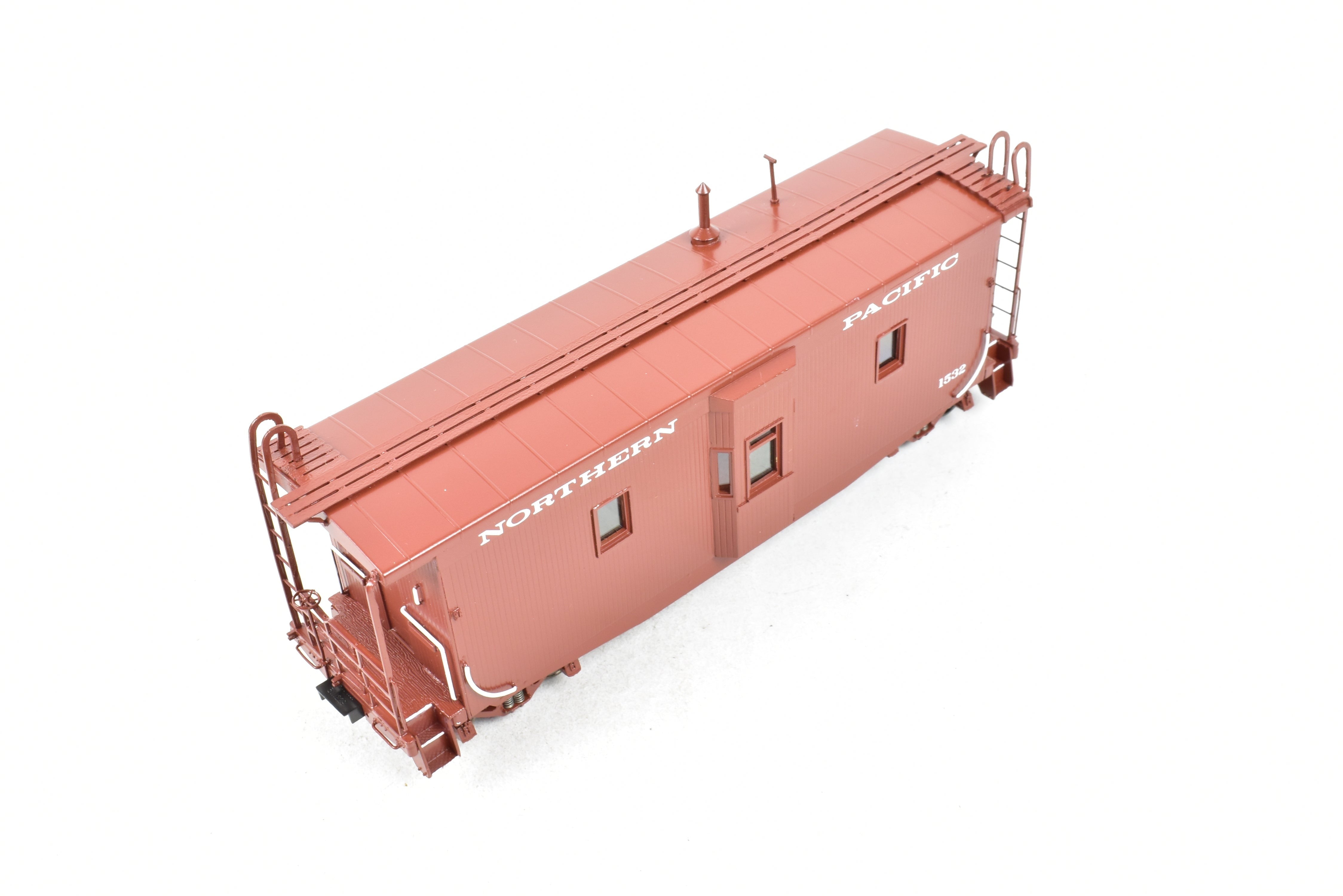 HO Scale Brass Northern Pacific Wood Bay Window Caboose FP No. 1532 by OMI