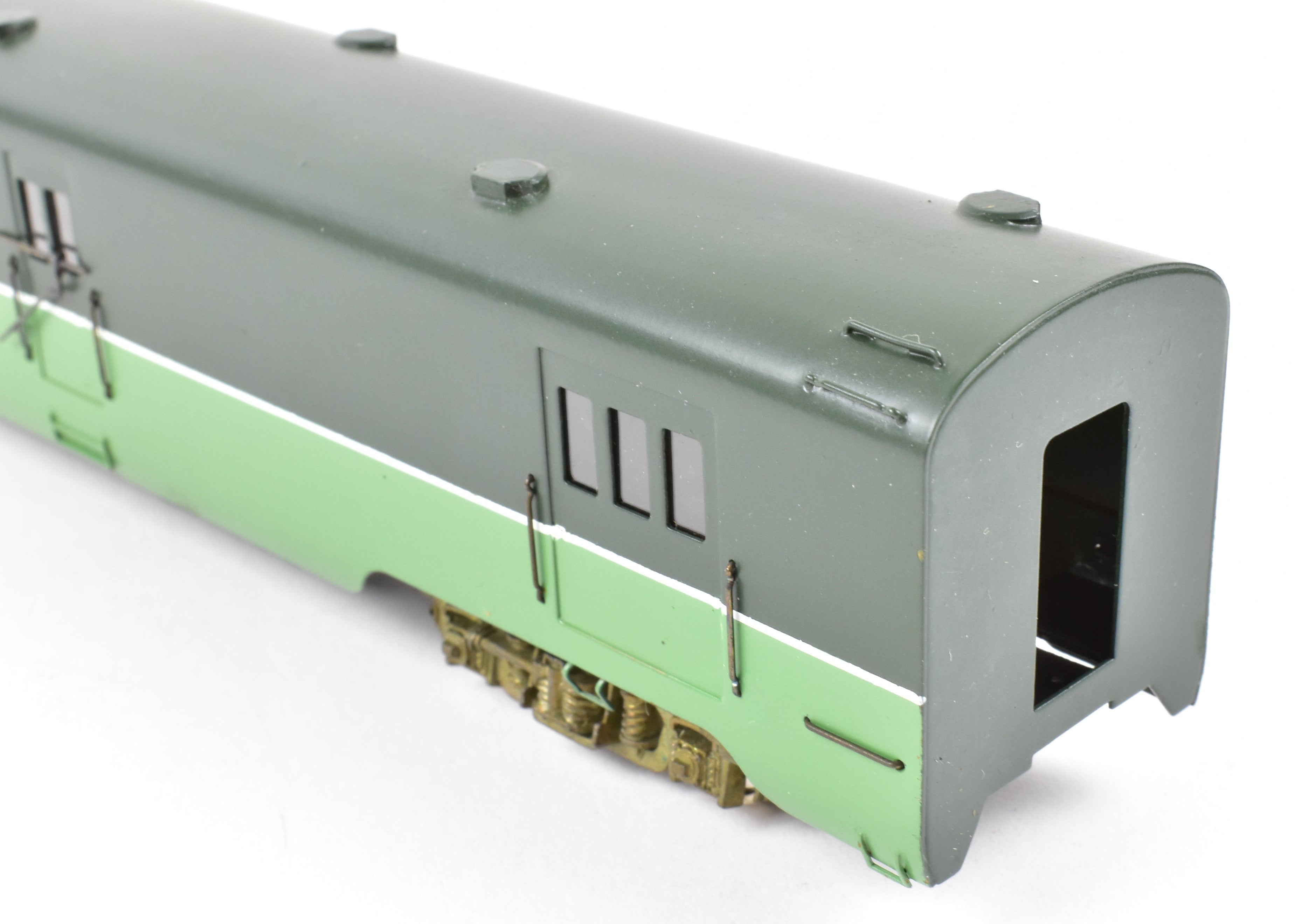 HO Scale Brass Balboa Northern Pacific 5-Car Passenger Train Set with Factory Painting
