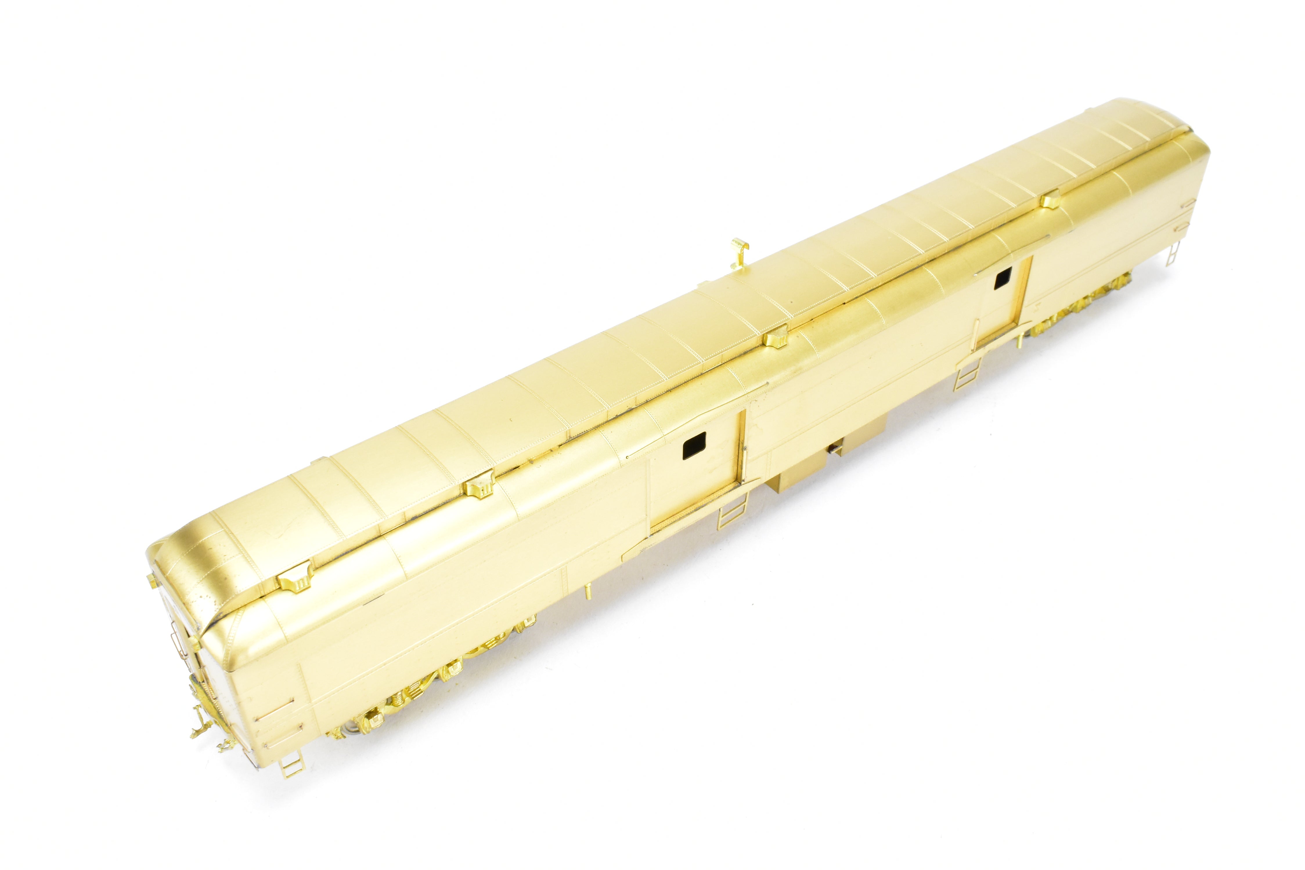 HO Scale Brass Cascade Models GN - Great Northern Modernized Baggage Car with Round Ends and Steel Doors (Numbers #475 - #486)