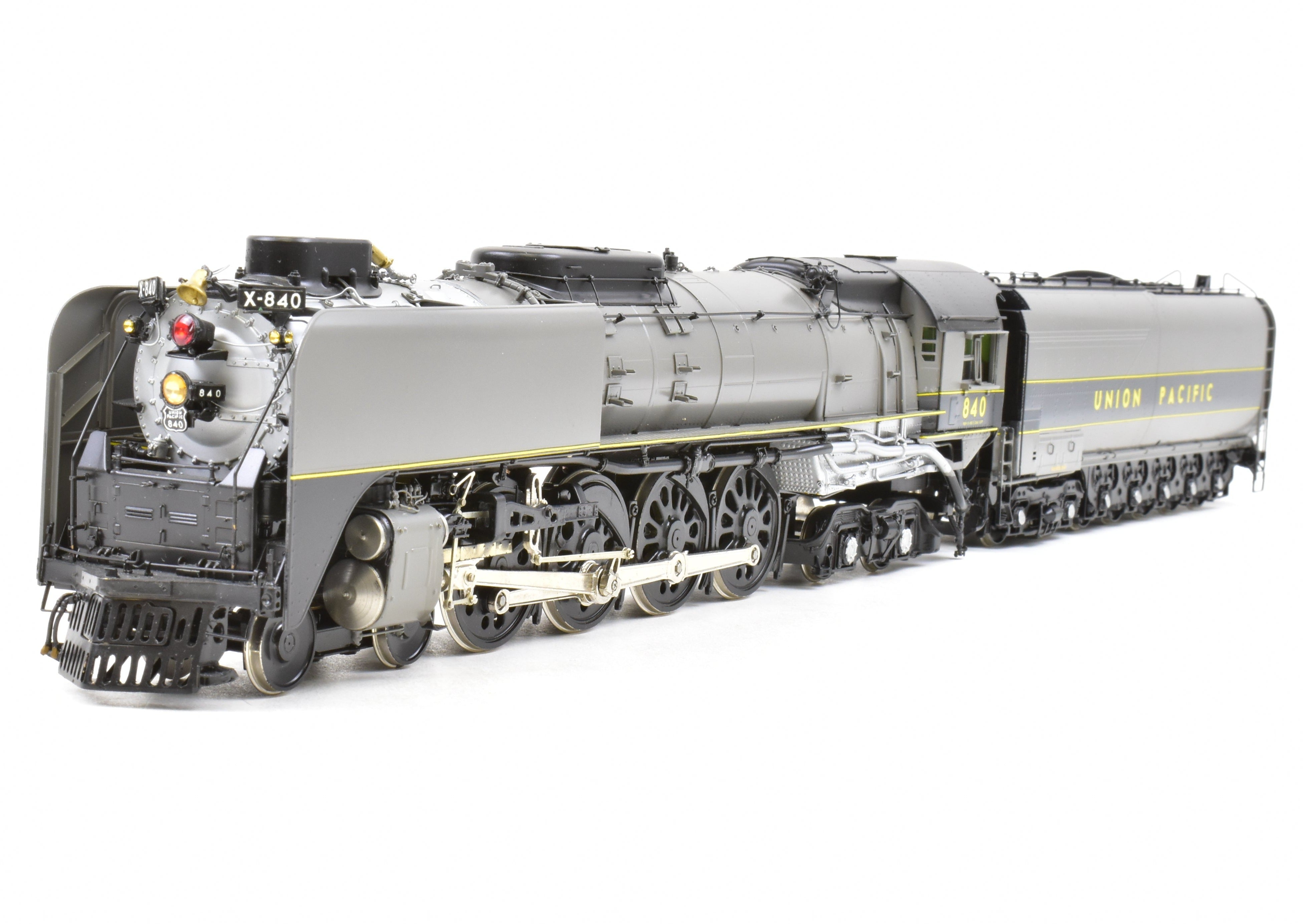 Overland Models Union Pacific FEF - 3 4 - 8 - 4 S Brass Factory Painted No. 840 TTG