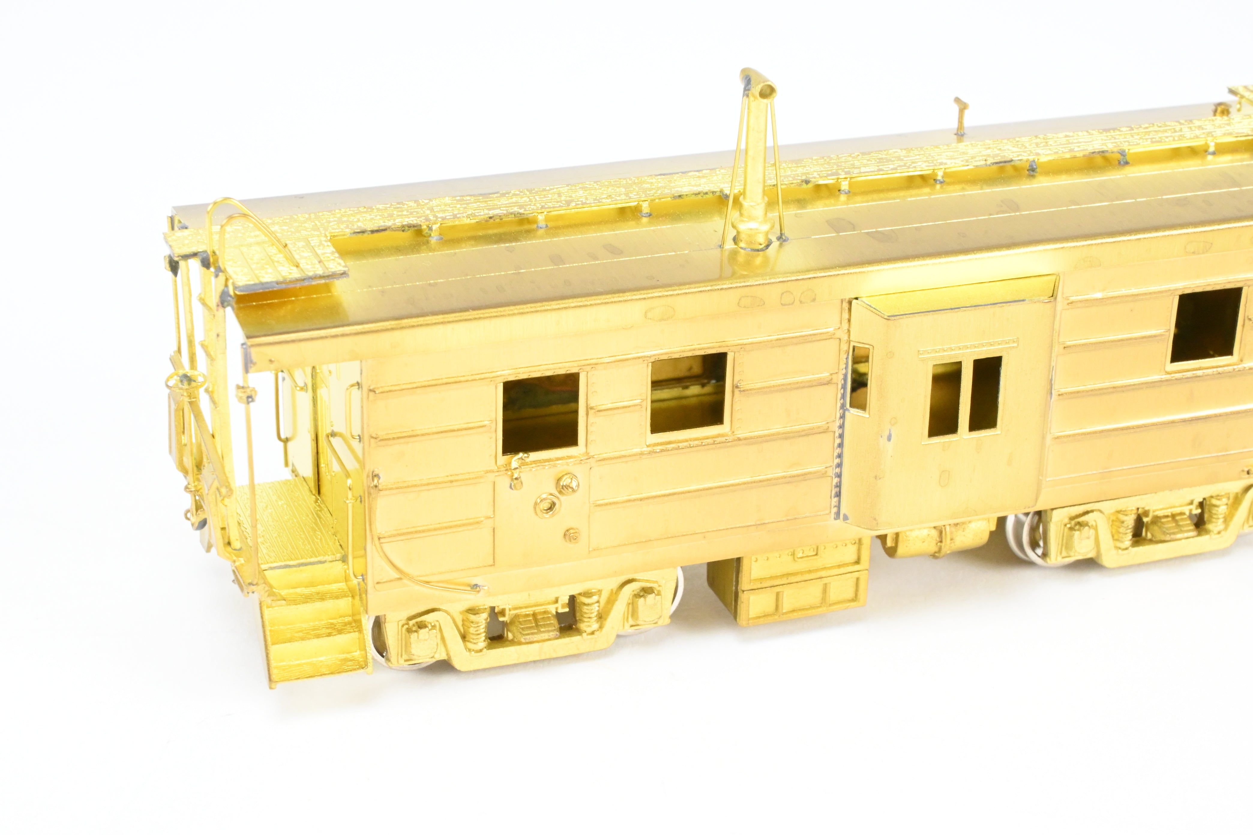 HO Scale Brass OMI - Overland Models, Inc. Milwaukee Road (MILW) Bay Window Caboose with Straight Trucks, 1984 Production Run Model
