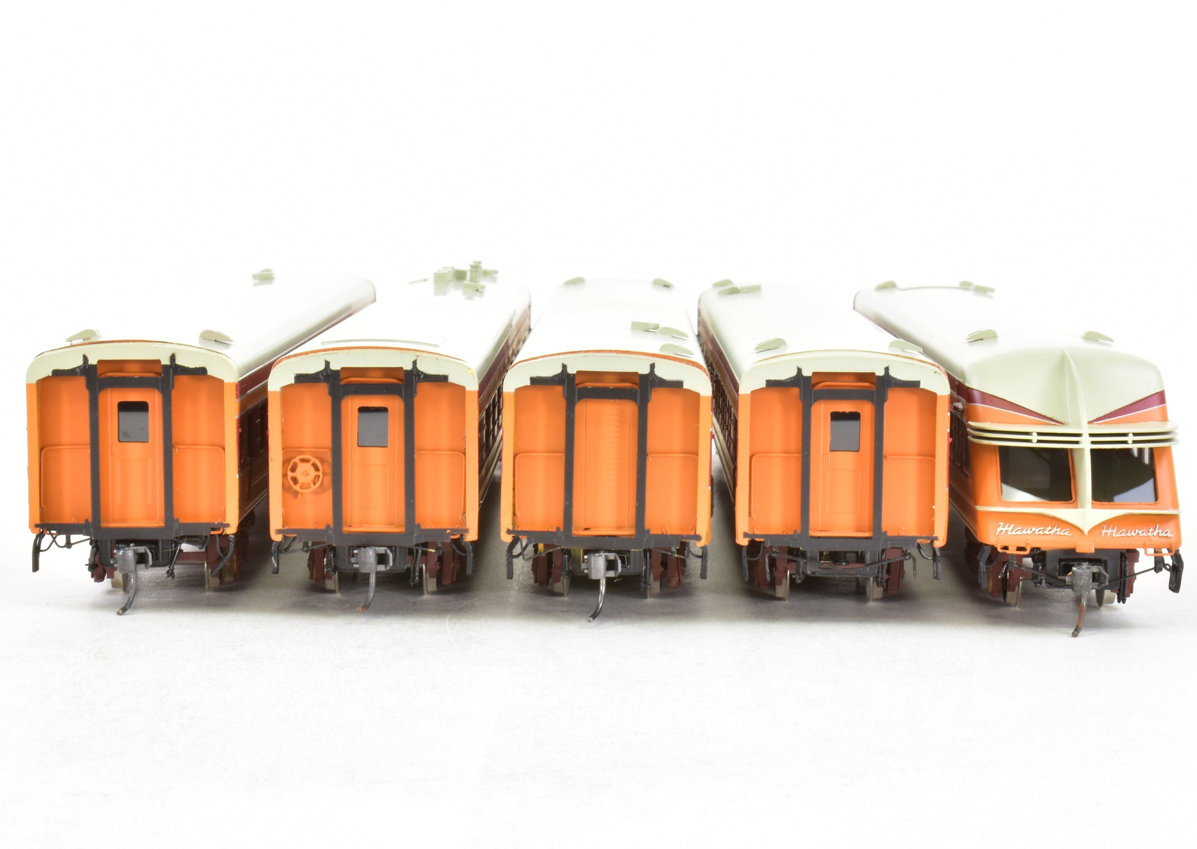 HO Scale Brass Model Train Set - Precision Scale Co. Milwaukee Road 1939 Hiawatha 9 - Car Factory - Painted Set