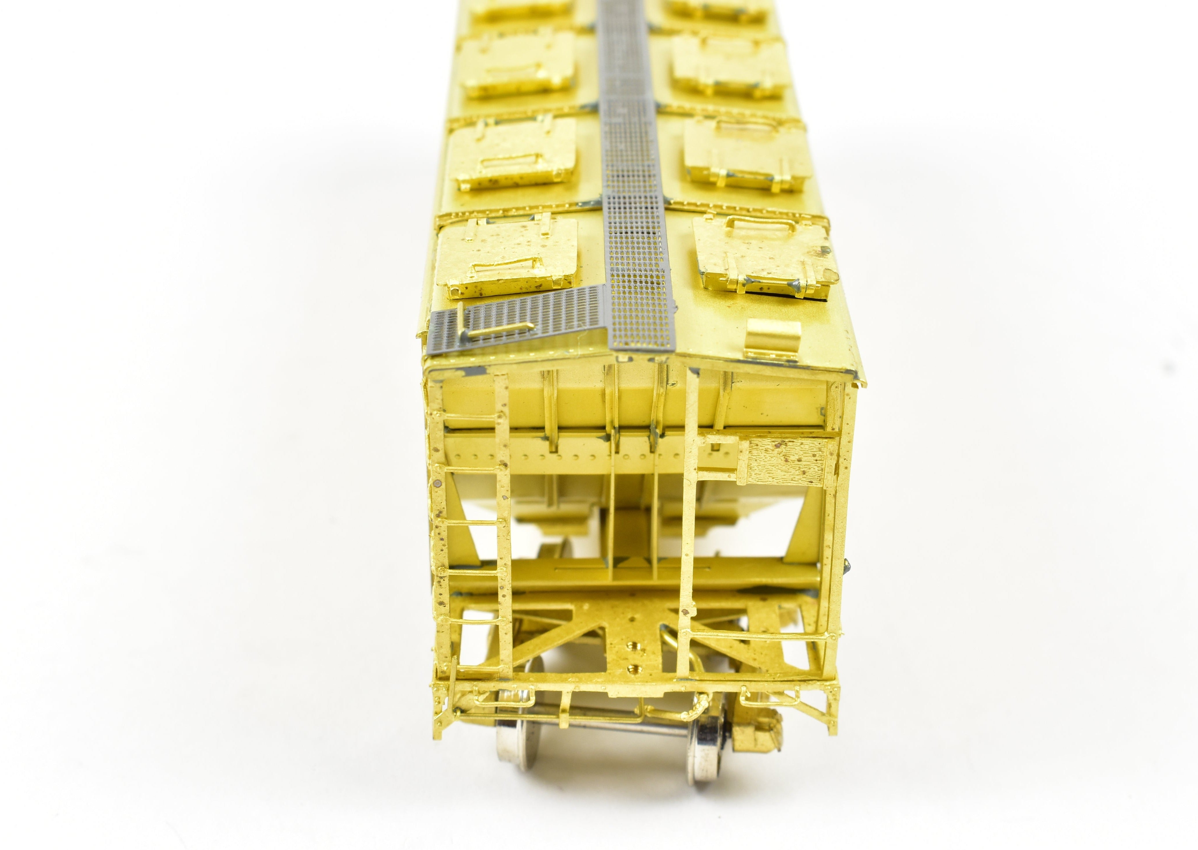 OMI HO Brass CNR Canadian National Railway 12-Hatch Slab Side Covered Hopper
