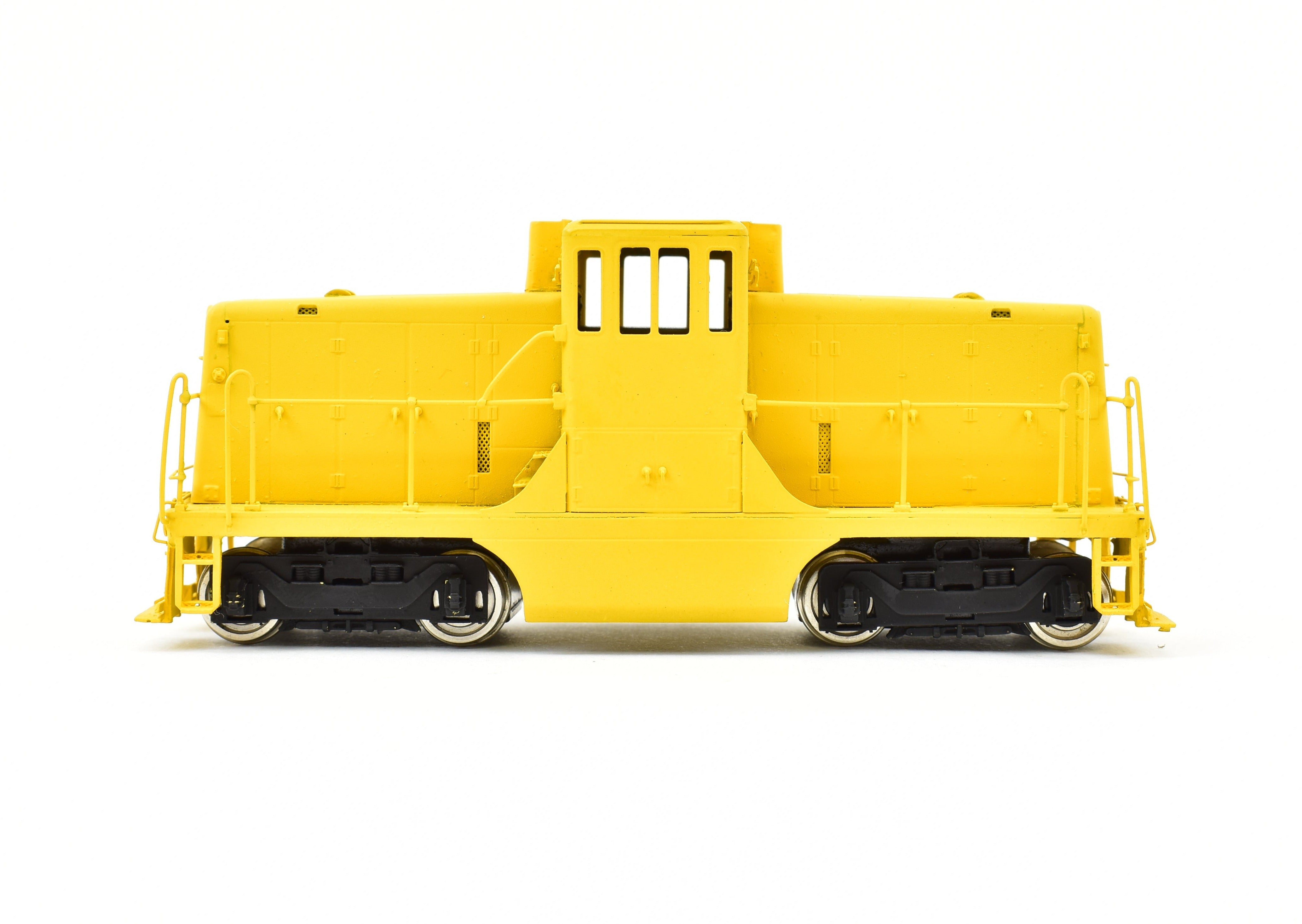 W&R Enterprises HO Brass 44-Ton GE Diesel Phase III, Custom Yellow 1986 Model