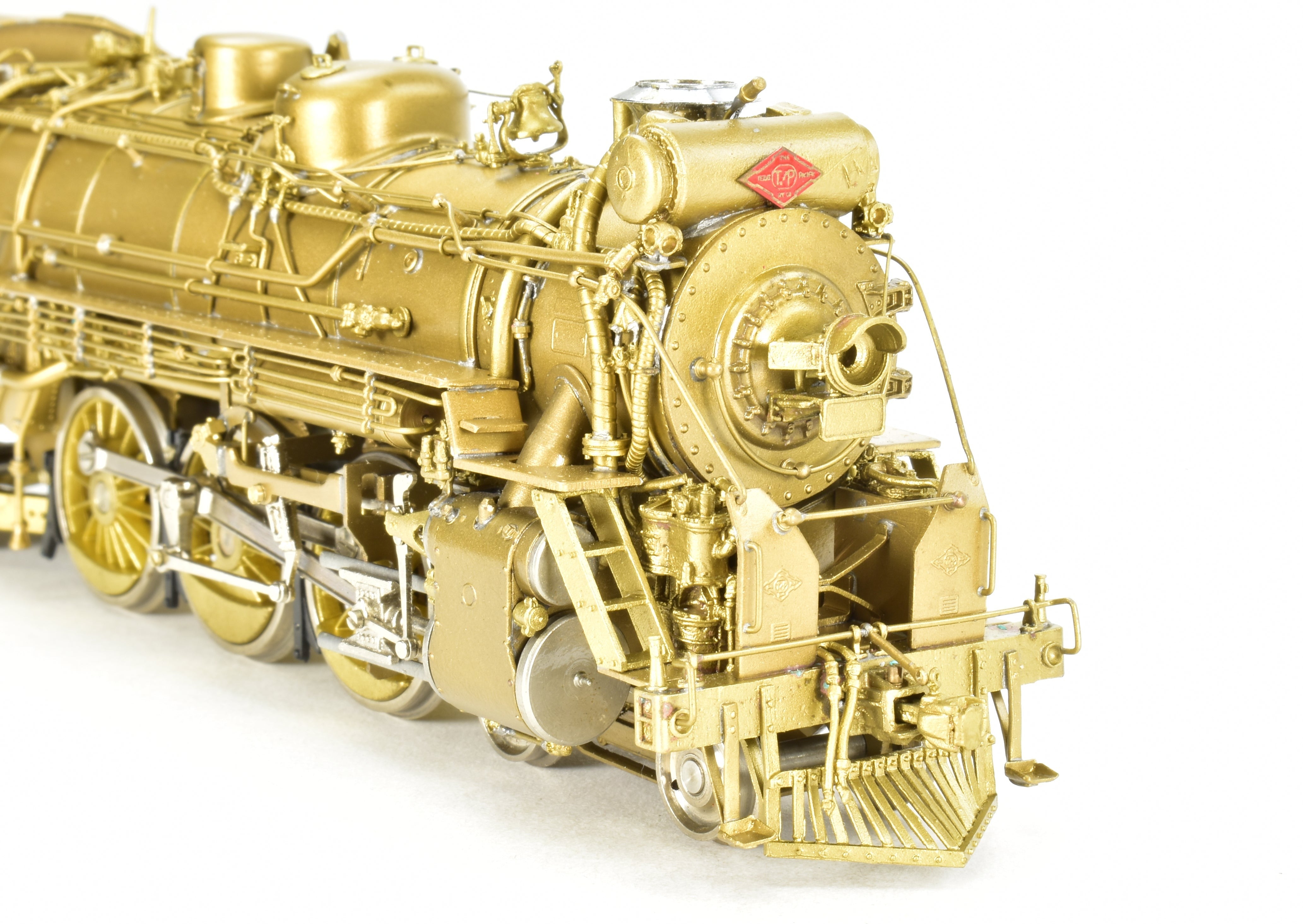 HO Scale Brass Hallmark Models Texas & Pacific 4-6-2 700 P-1-b Steam Locomotive Model