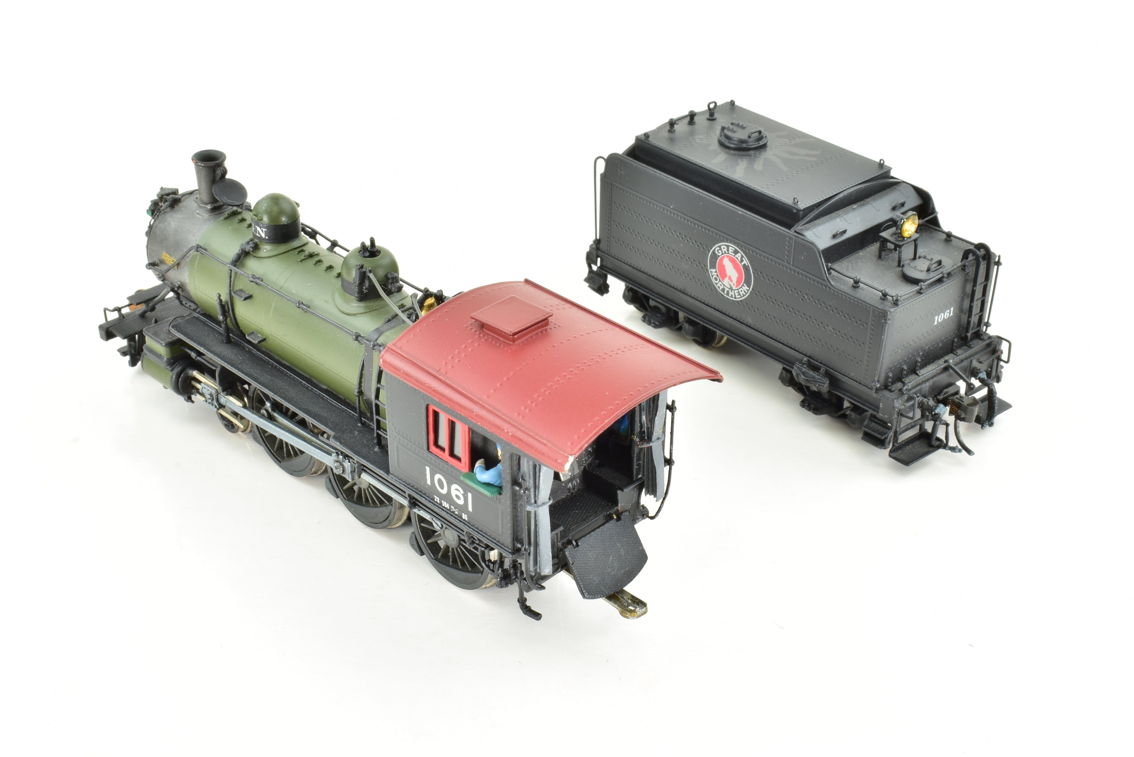HO Scale Custom-Painted Brass Great Northern 4-6-0 Class E-8 Model No. 1061