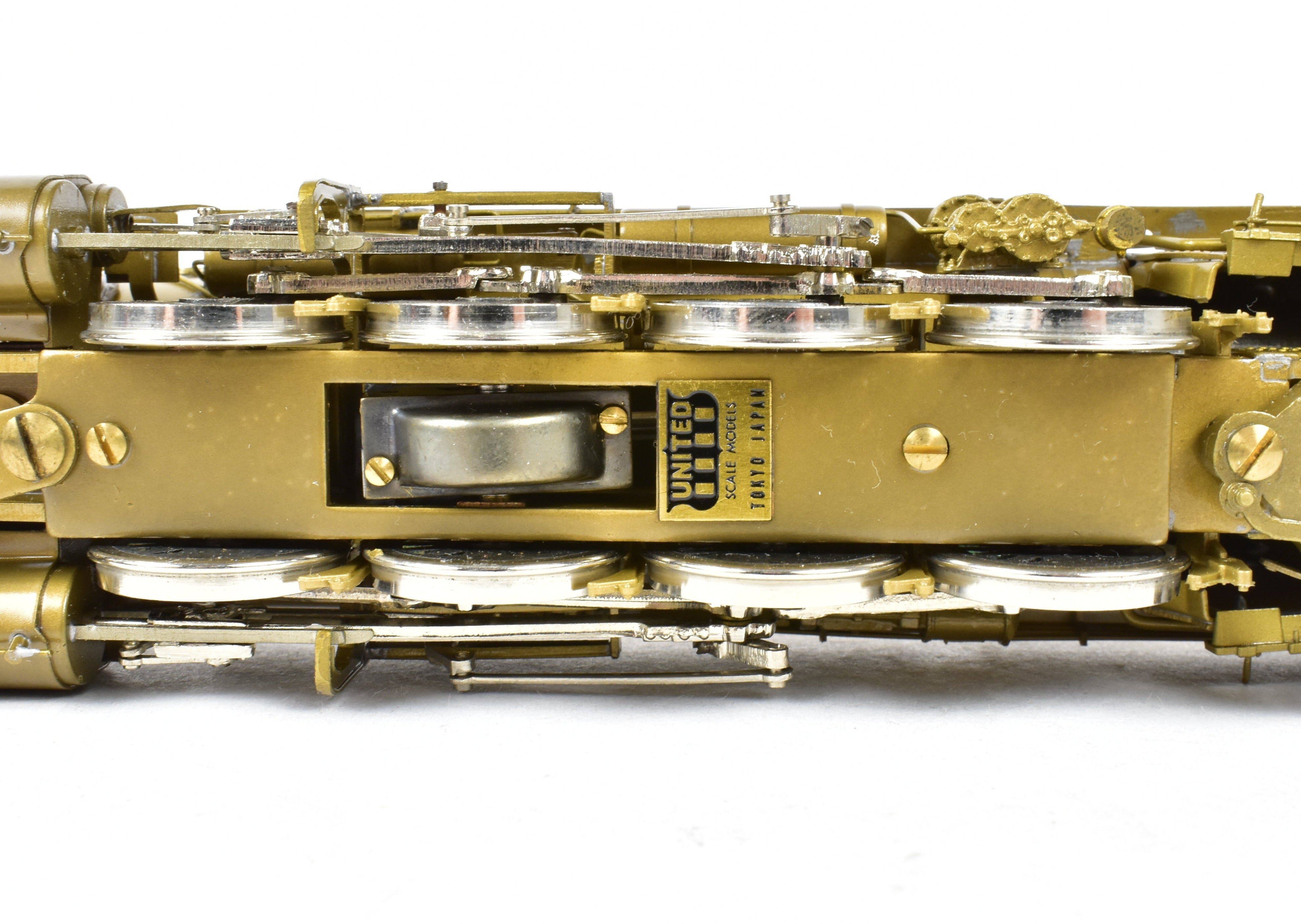 High - Quality HO Scale Brass Pacific Fast Mail (PFM) Model of United States Railway Administration (USRA) 2 - 8 - 2 Light Class Mikado Locomotive from 1977 Hi - Grade Run