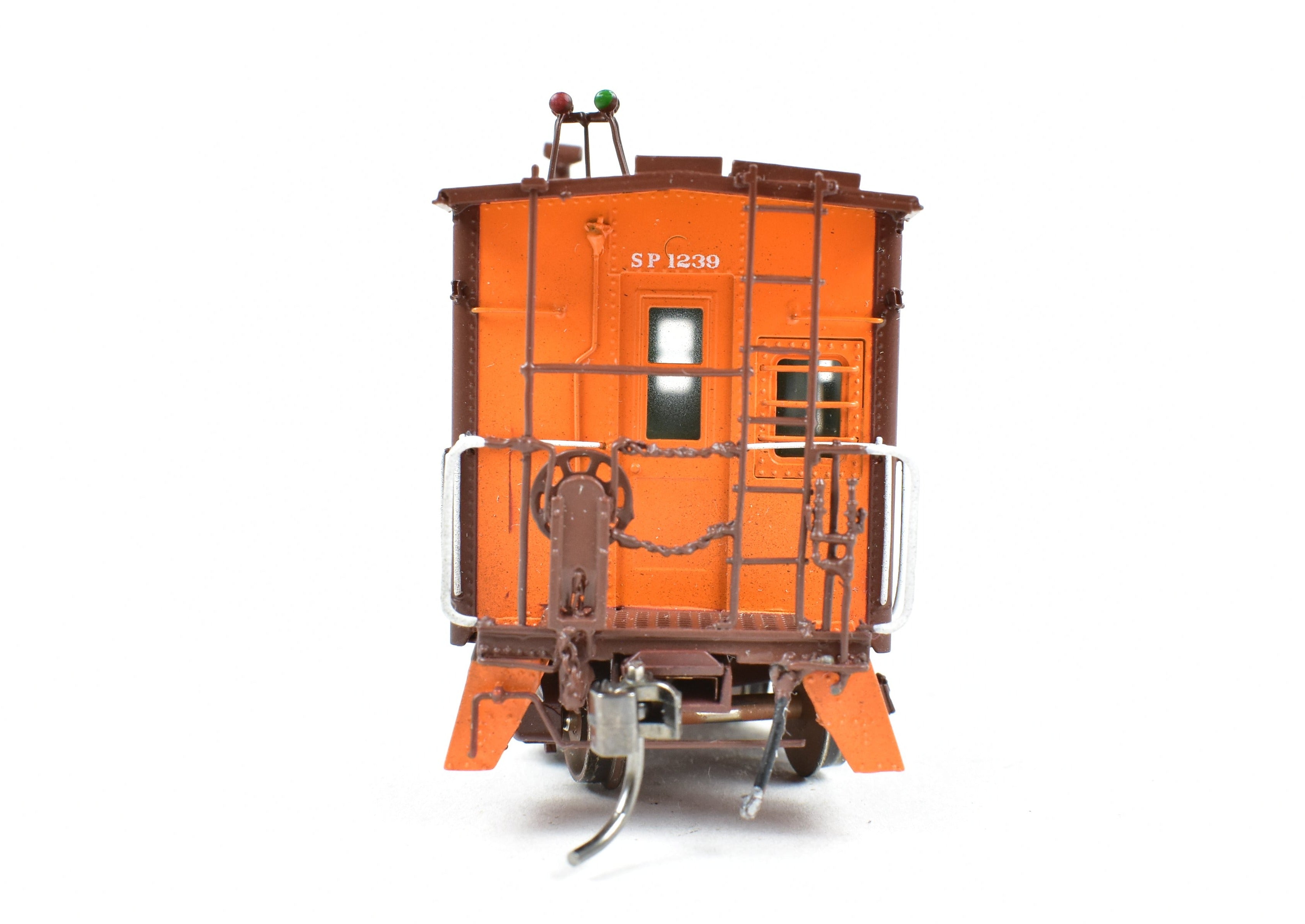 2002 HO Scale Brass Southern Pacific C-30-4 Caboose FP No. 1239 by Challenger Imports