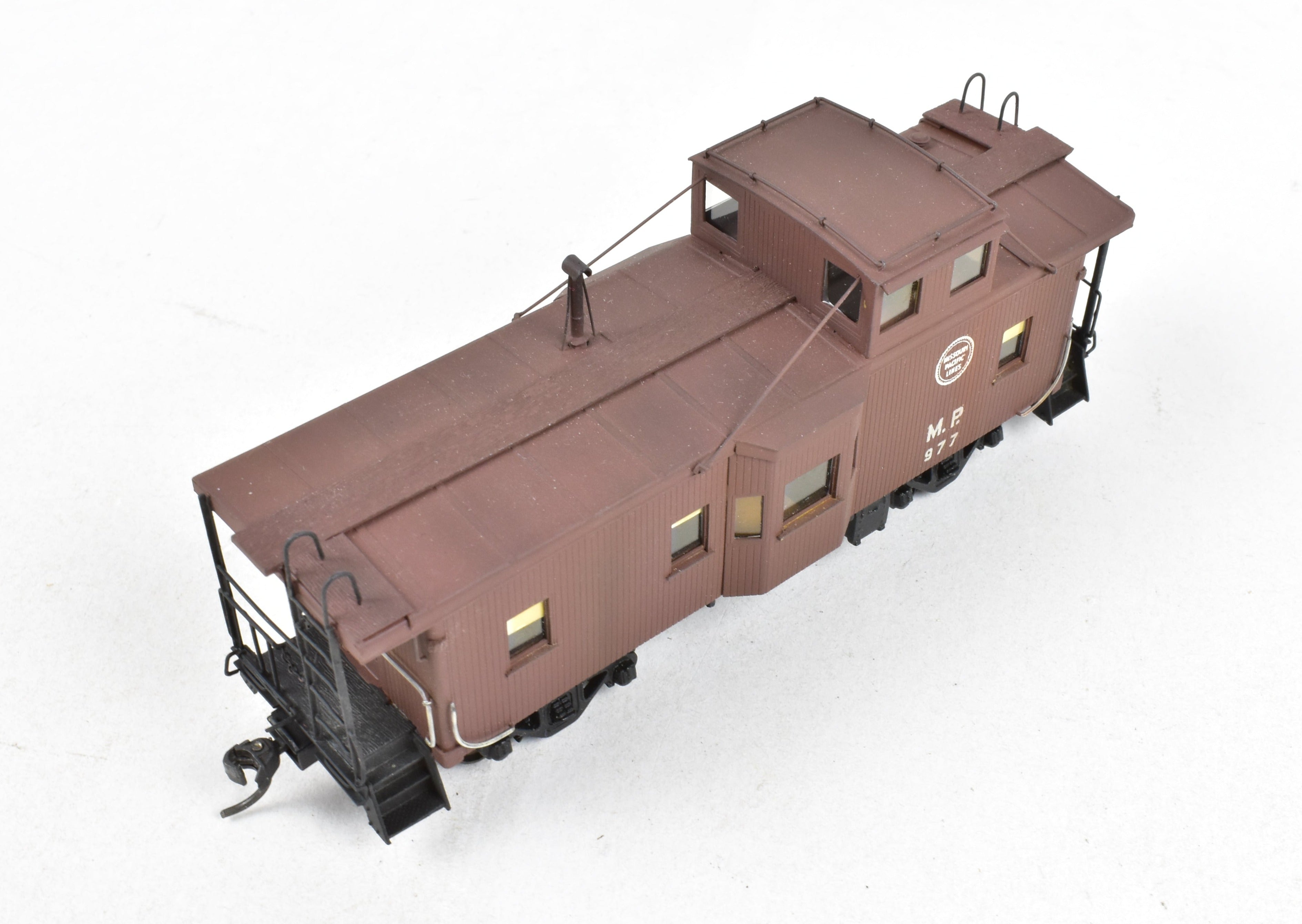 HO Brass OMI Missouri Pacific Cupola & Bay Window Caboose with Custom Paint, Wrong Box