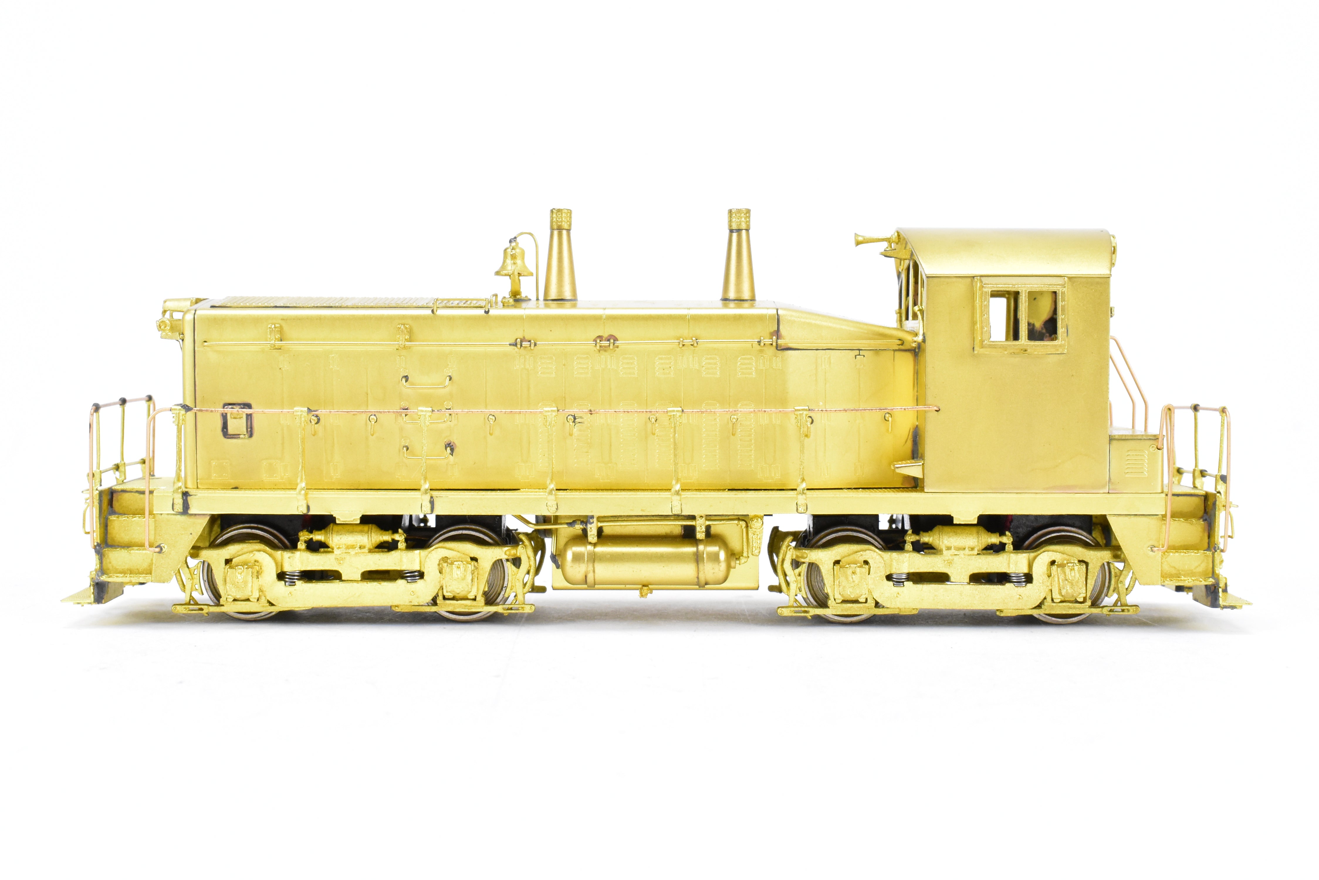 HO Scale Brass Diesel Locomotive Model by Overland Models Inc. Representing Great Northern EMD NW - 2
