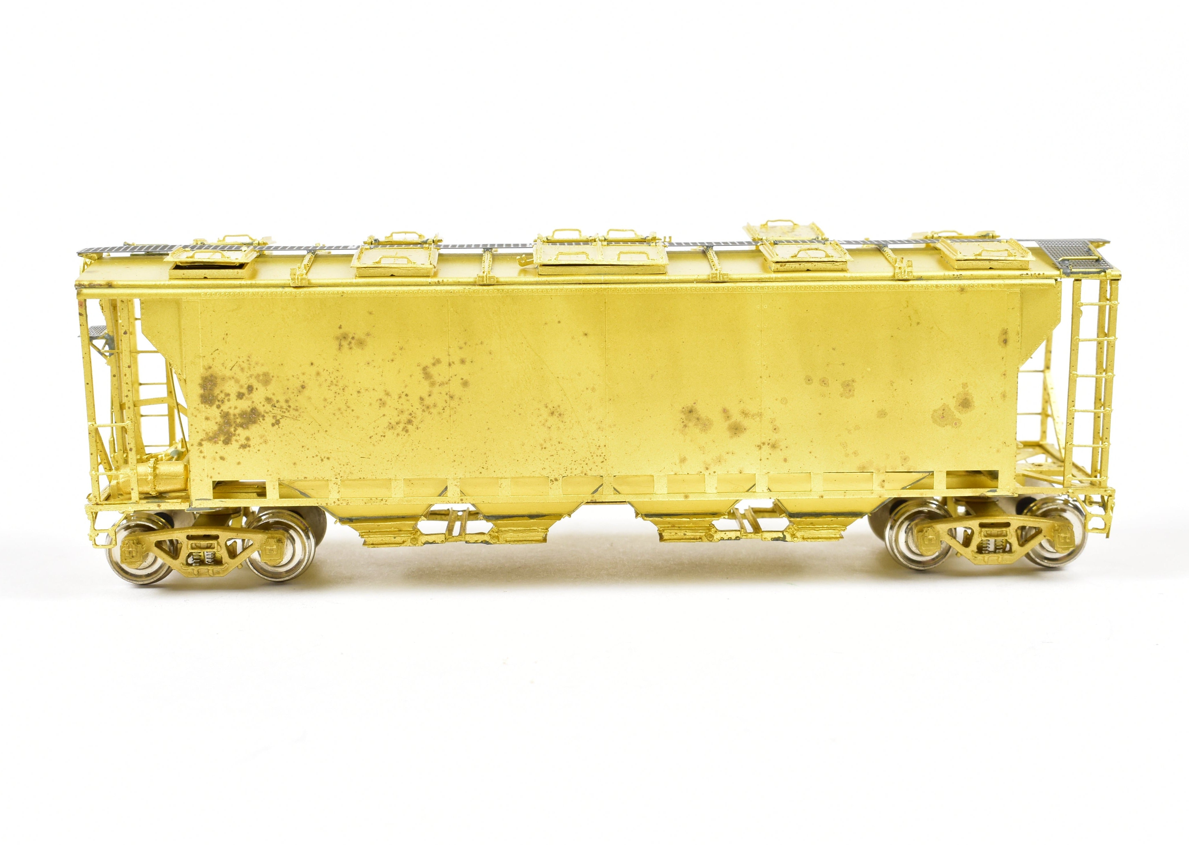 HO Scale Brass Canadian Pacific Slab Side Covered Hopper Model (S-20-C110 Series) by OMI - Overland Models, Inc.