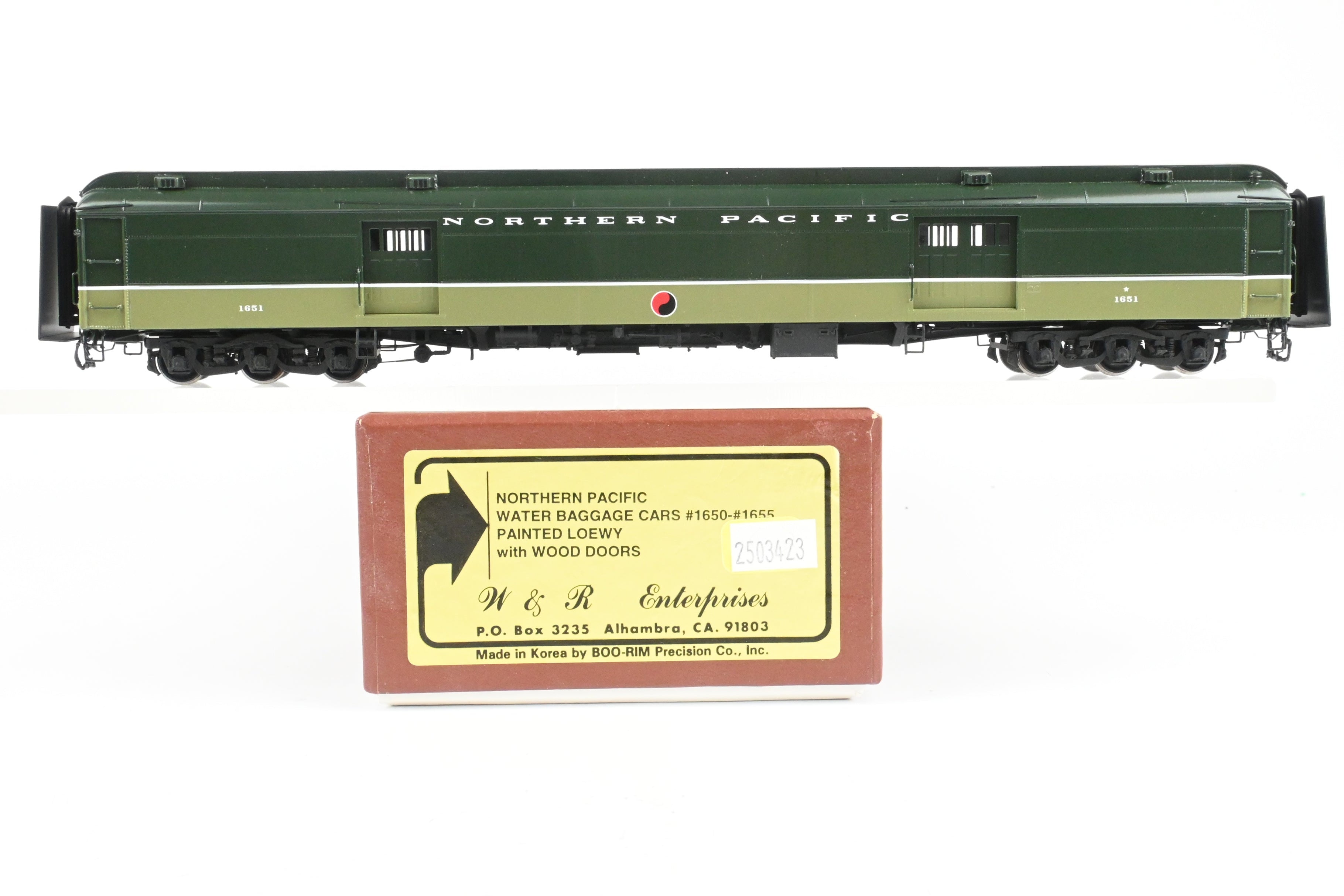 HO Scale Brass Northern Pacific Water Baggage Car with Wood Doors Model by W&R Enterprises, Featuring FP Loewy Design and Car Number 1651