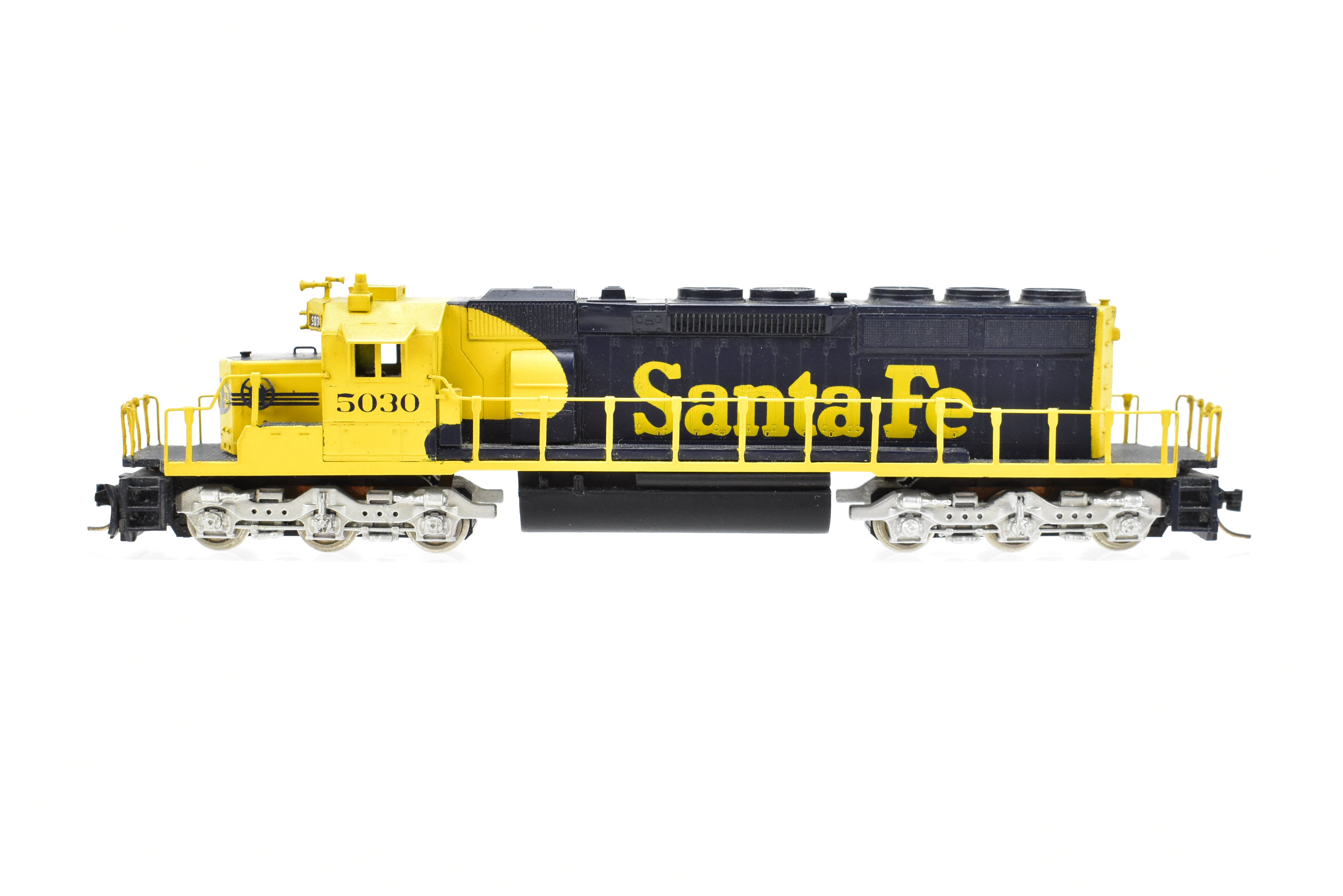 N Scale Brass Key Imports AT&SF Santa Fe EMD SD40 - 2 Medium Nose #5030 FP Model