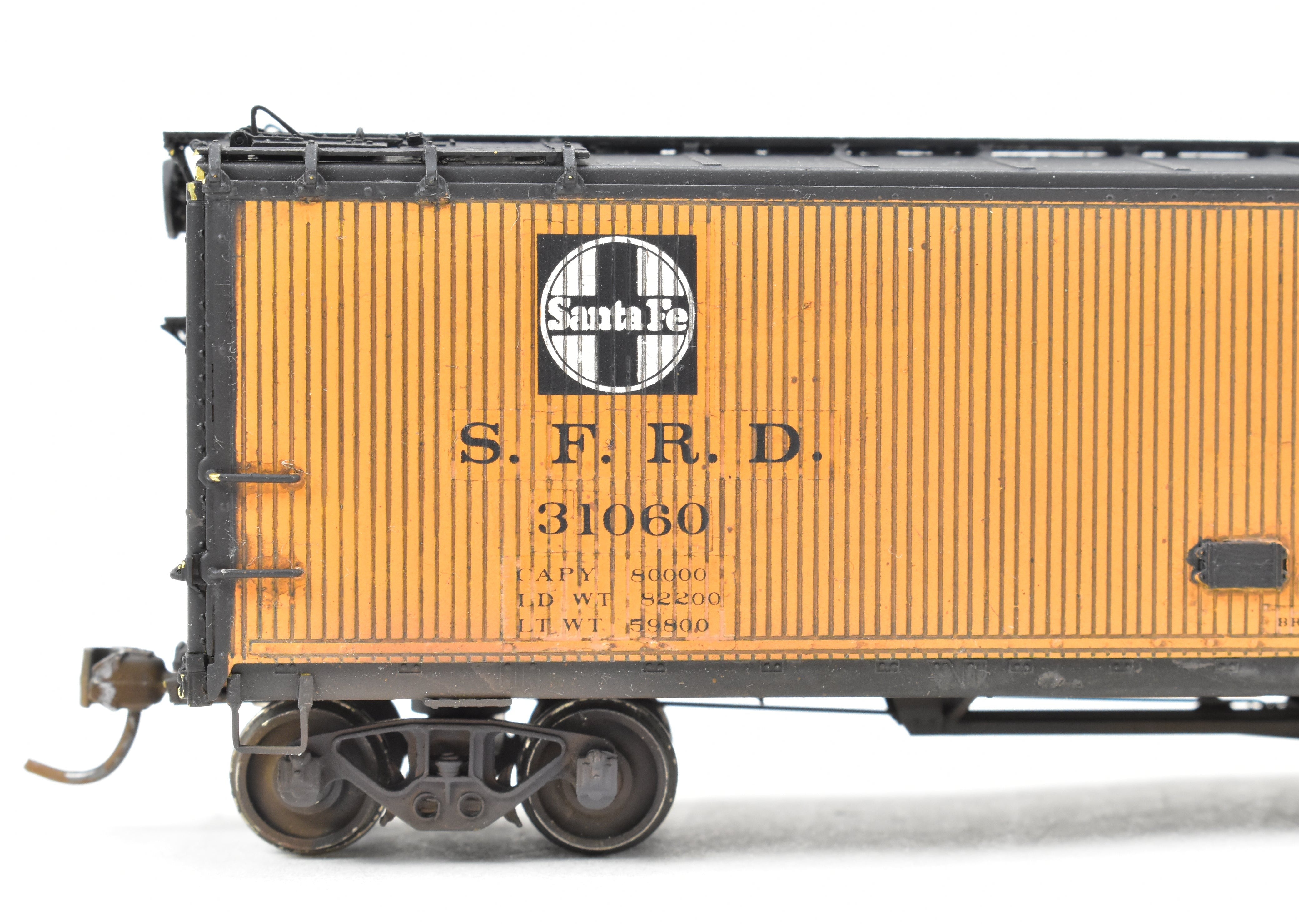 HO Scale Brass Model Train - Overland Models, Inc. ATSF - Santa Fe SFRD Rr - 10 Class 50 - Foot Ice Bunker Wood Refrigerator Car with Custom Weathering and Paint, Numbered 31060