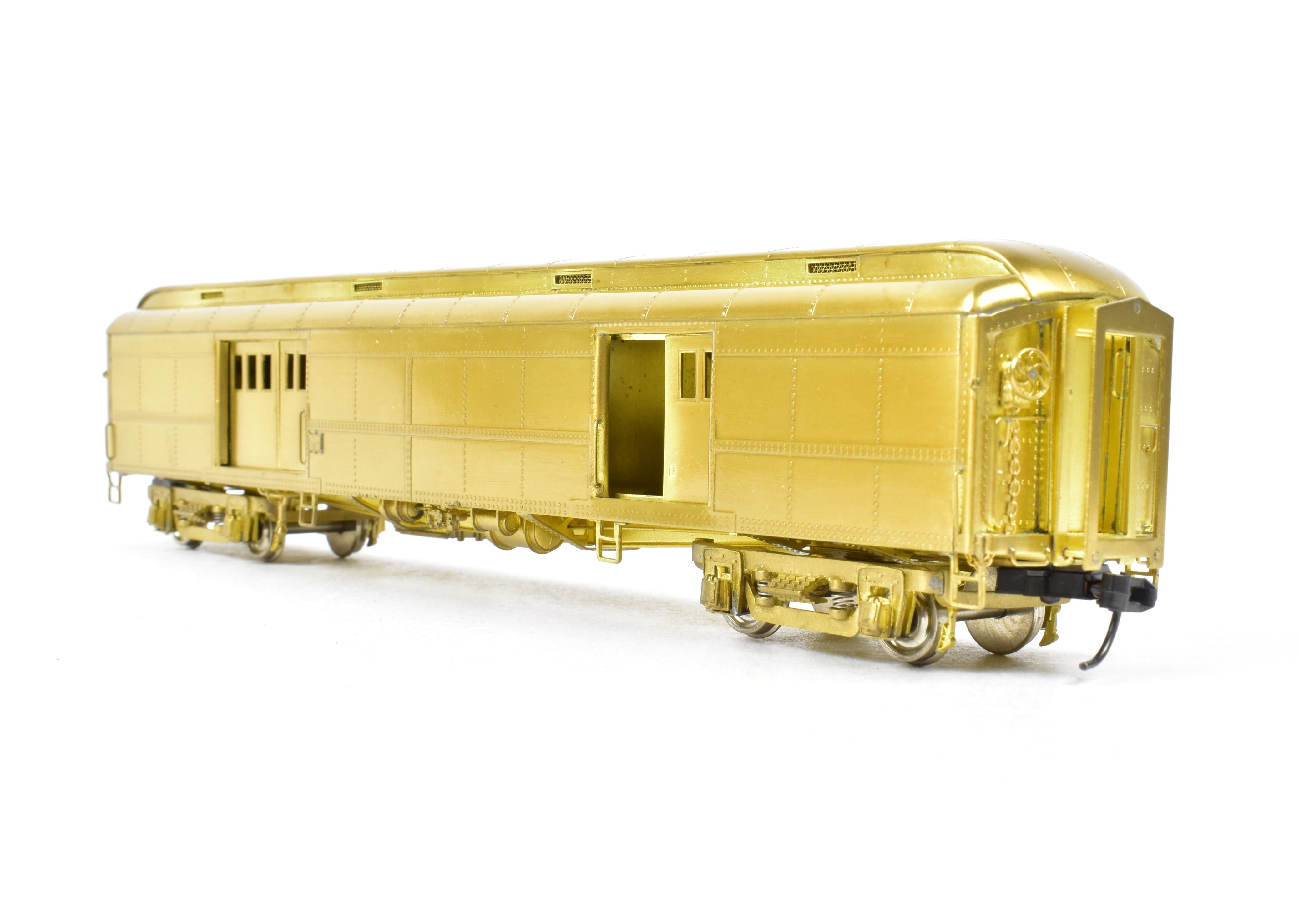 HO Scale Brass Precision 60-Foot Double Door Baggage Car by NYC