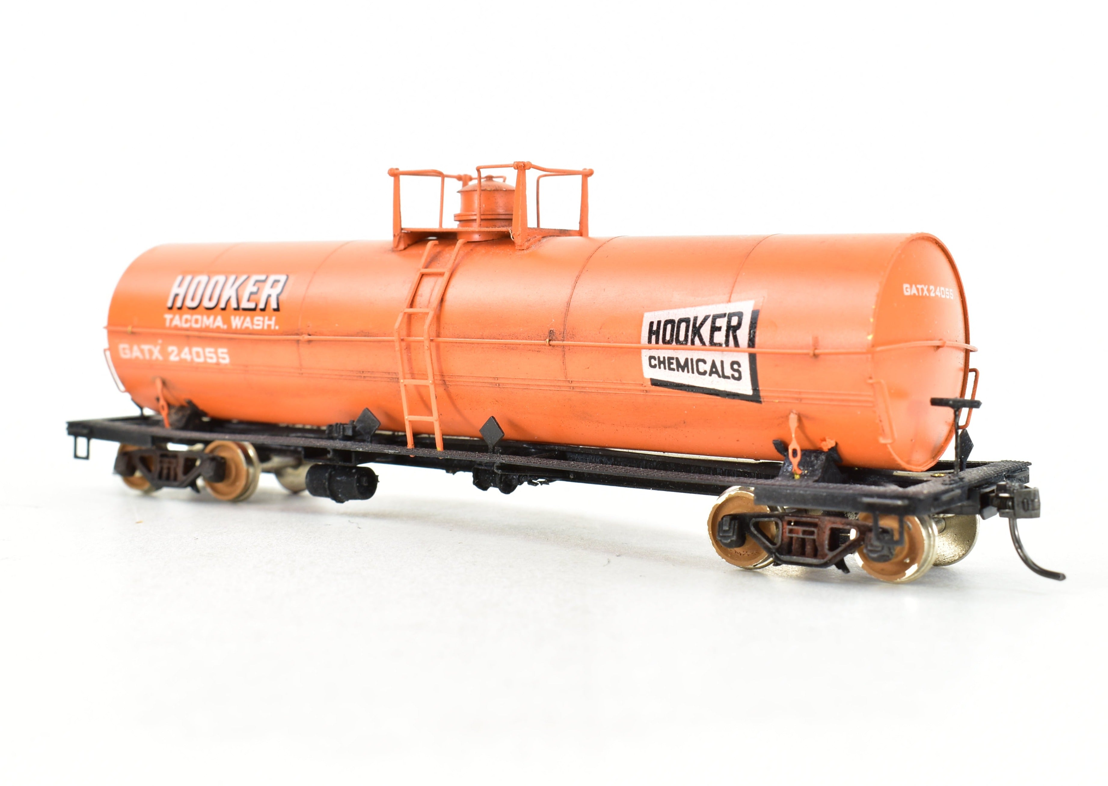 HO Scale Brass Precision Scale Co. 12,000 Gallon Weathered Orange Hooker Chemicals Tank Car Model with FP Design