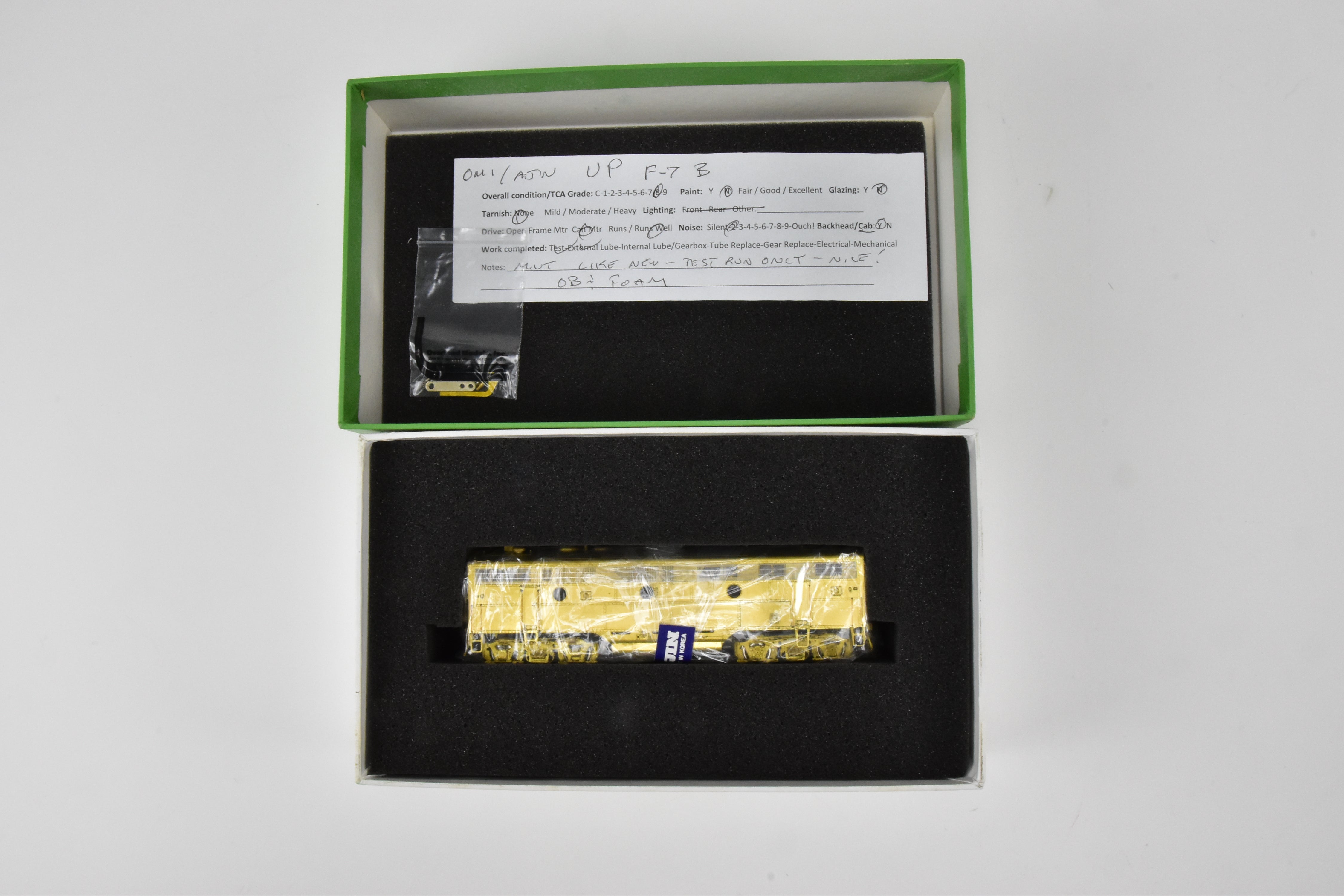 HO Brass OMI UP Union Pacific EMD F-7 B #910B,C Quiet Smooth Passenger Model