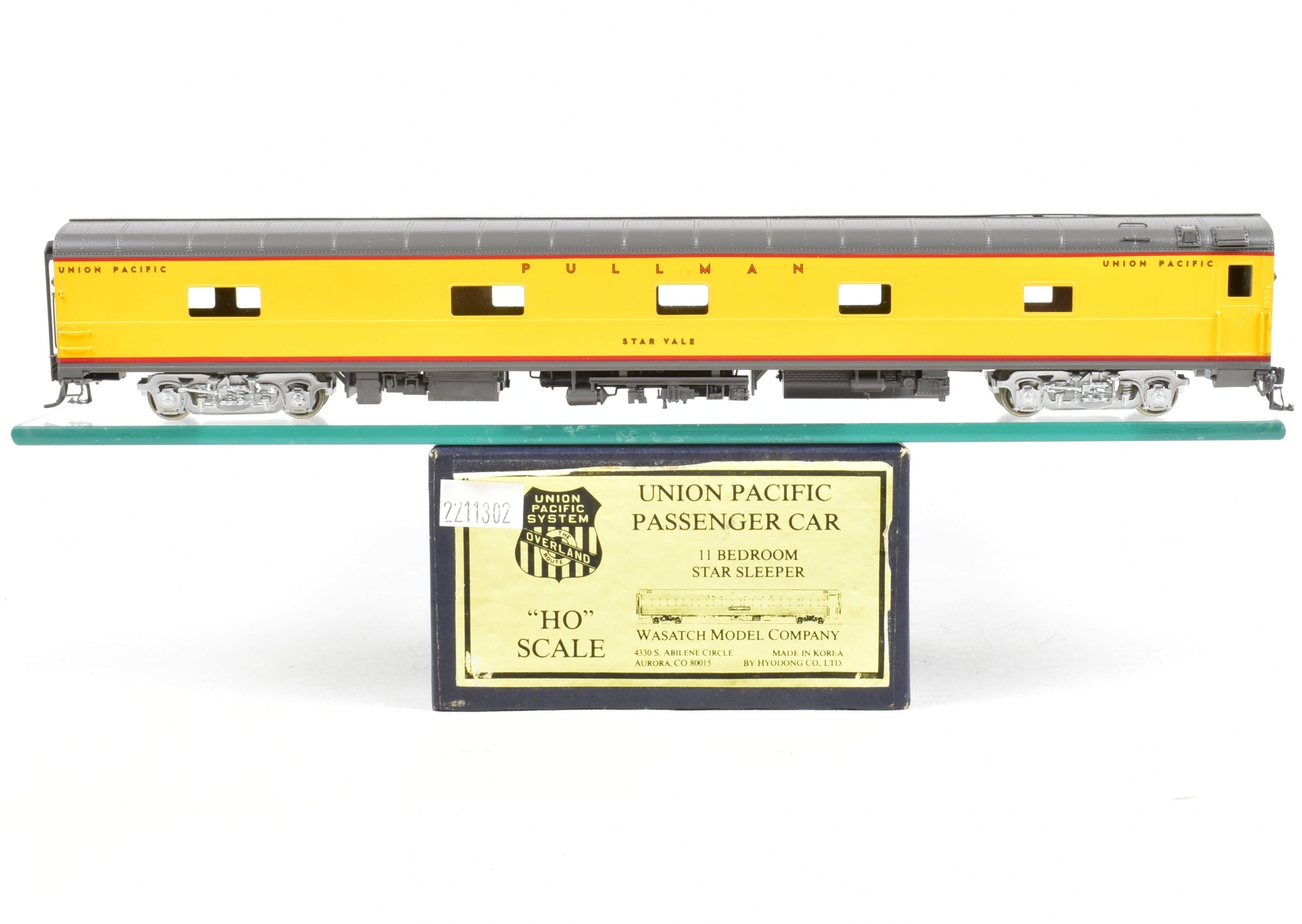 High - Quality HO Scale Brass Union Pacific Star Vale 11 - Bedroom Star Series Sleeper Model by Wasatch Model Co., Professionally Painted
