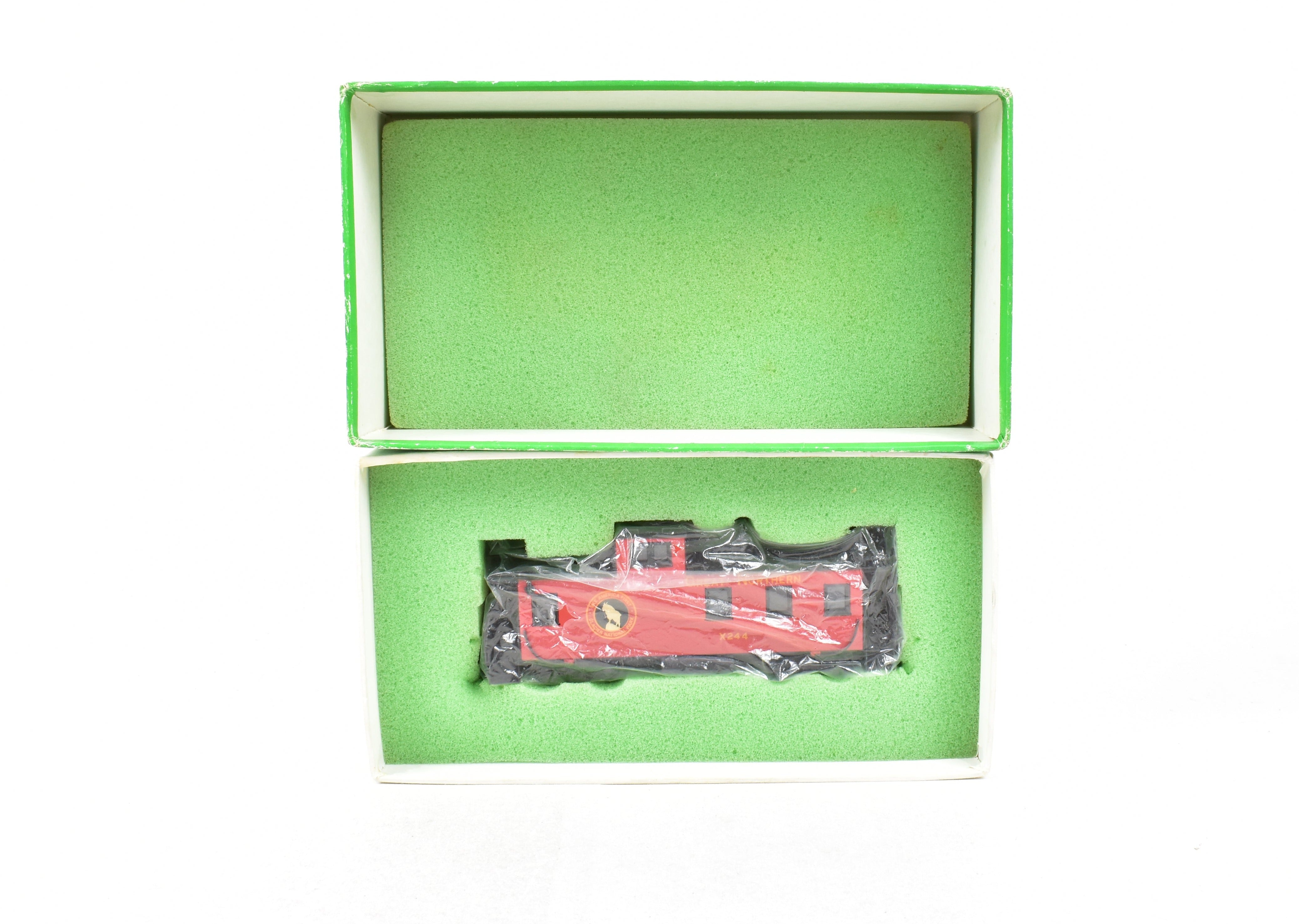 HO Scale Brass 30' Wood Sides Caboose Model by Overland Models, Inc. (OMI) for Great Northern with Incorrect Original Box