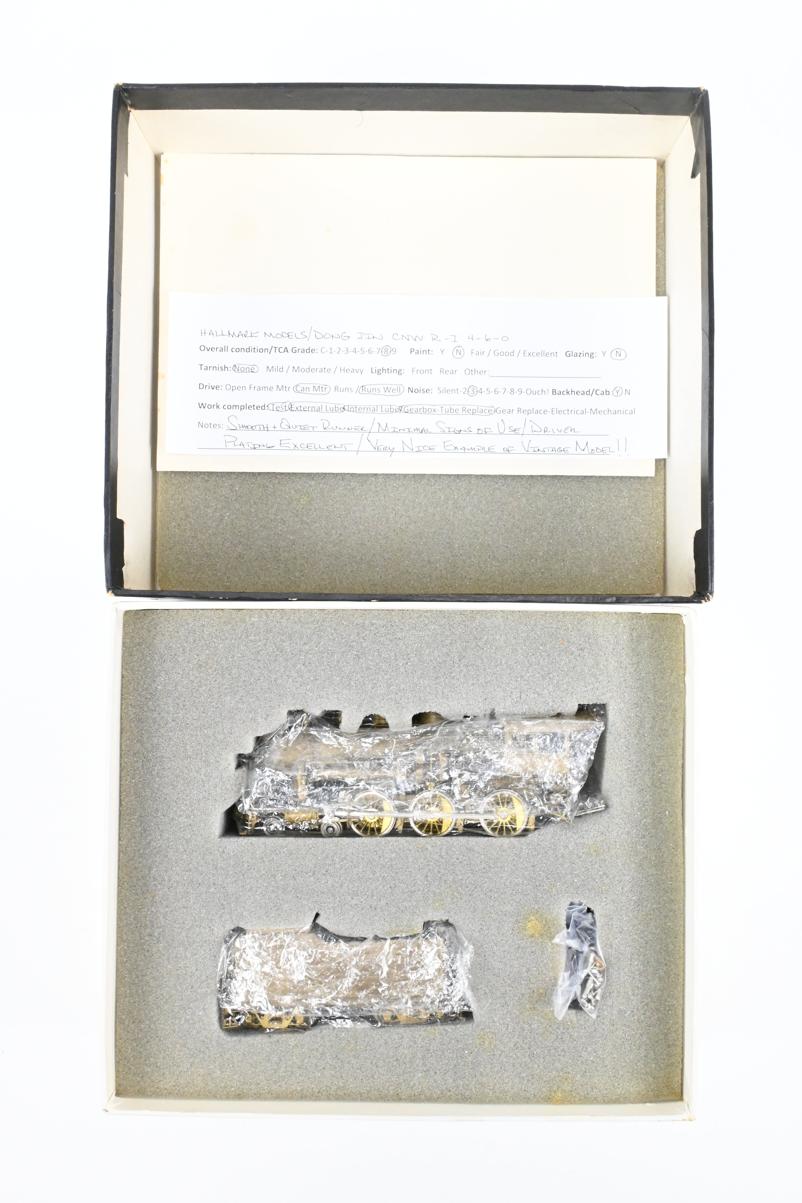 HO Scale Brass Hallmark C&NW - Chicago & North Western R-1 4-6-0 Locomotive Model