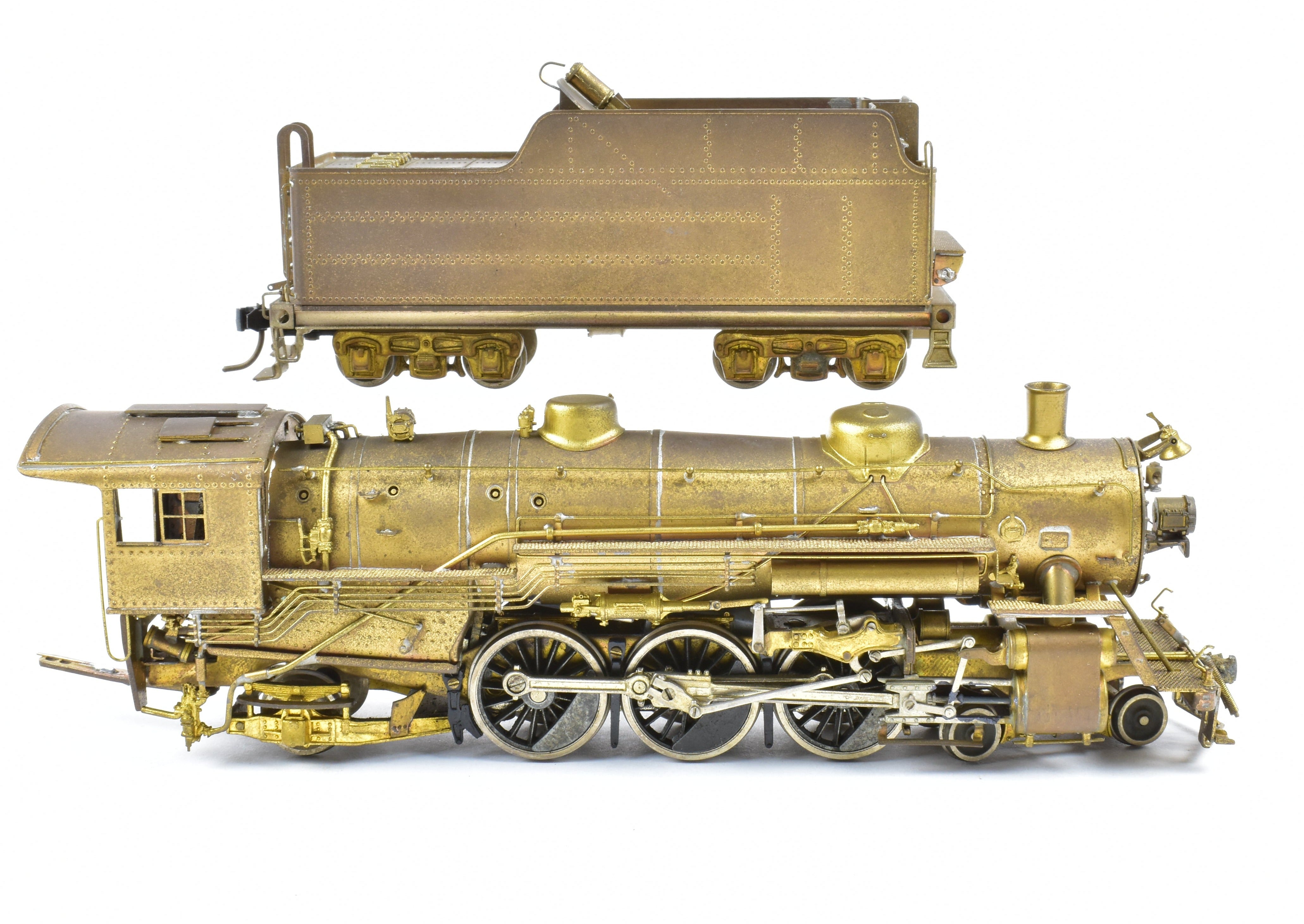 HO Scale Brass Pacific Fast Mail Model - United USRA (United States Railway Administration) for Various Roads 4-6-2 Light Pacific Steam Locomotive