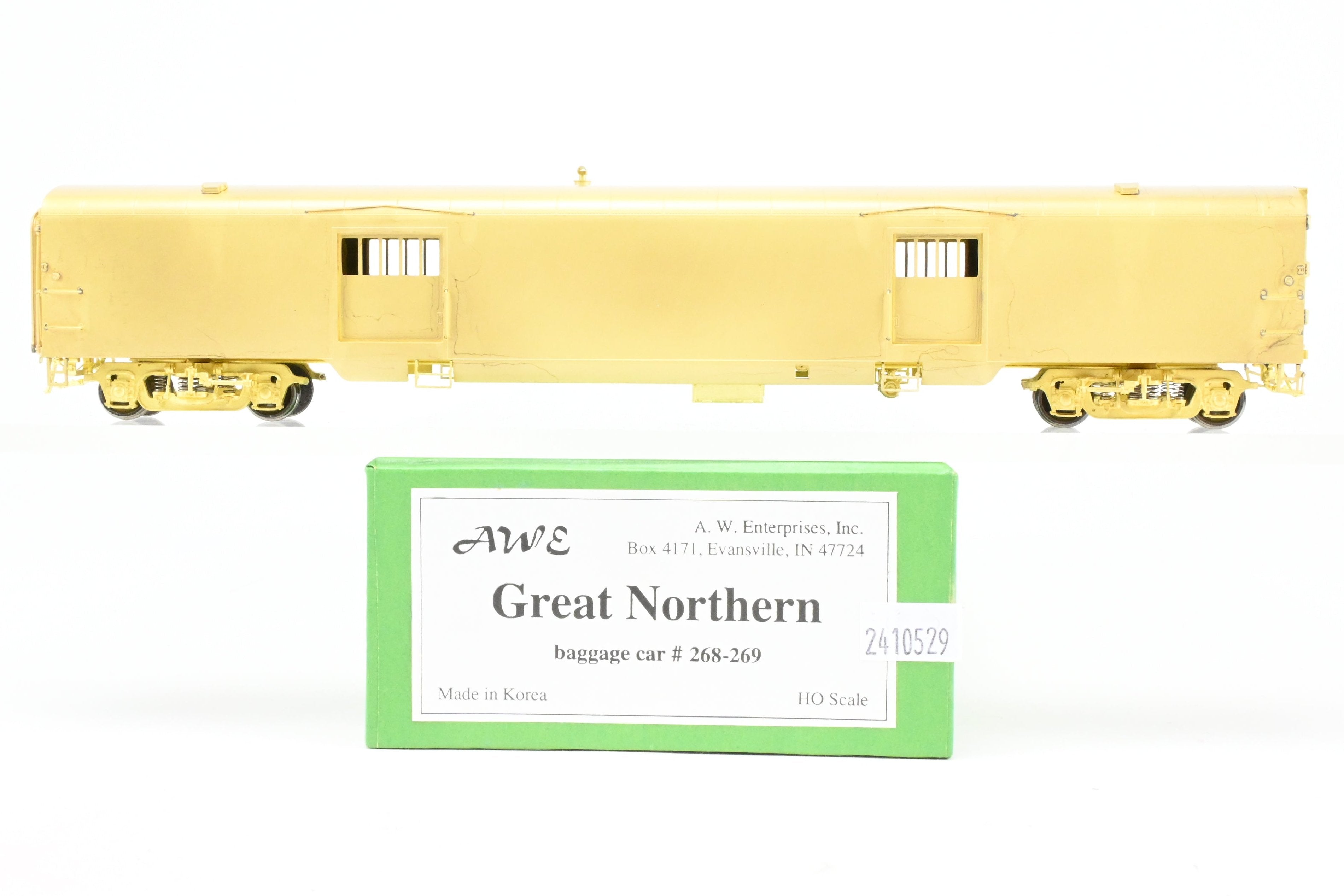 HO Scale Brass A. W. Enterprises Great Northern Streamlined Baggage Car Models #268 - 269 (End Door Version) for Model Trains