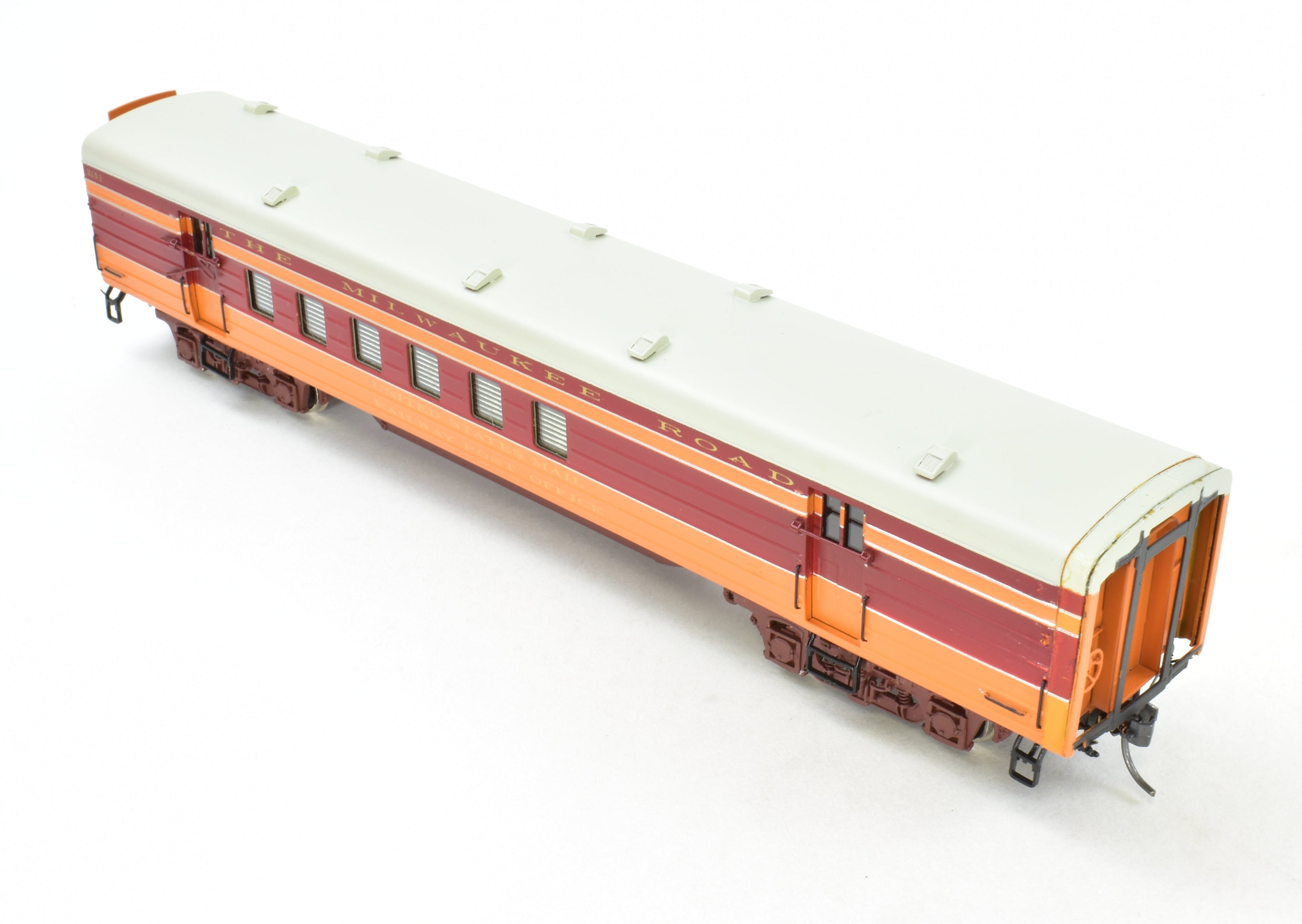 HO Brass Precision Scale Co. 1939 Milwaukee Road Hiawatha 60' Painted Railway Post Office Car