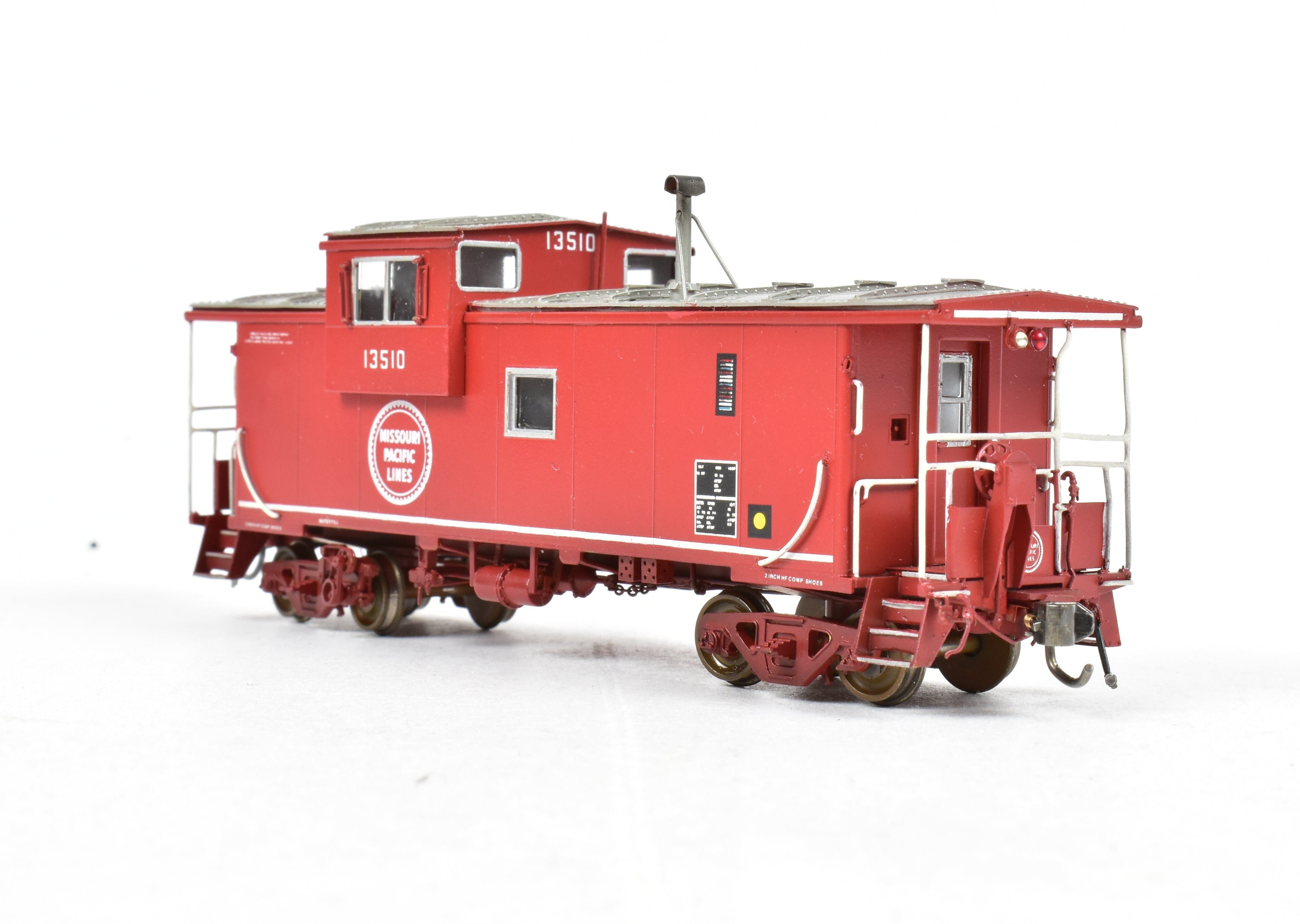 HO Scale Brass OMI Missouri Pacific International W-V Caboose, Pro-Painted & Weathered