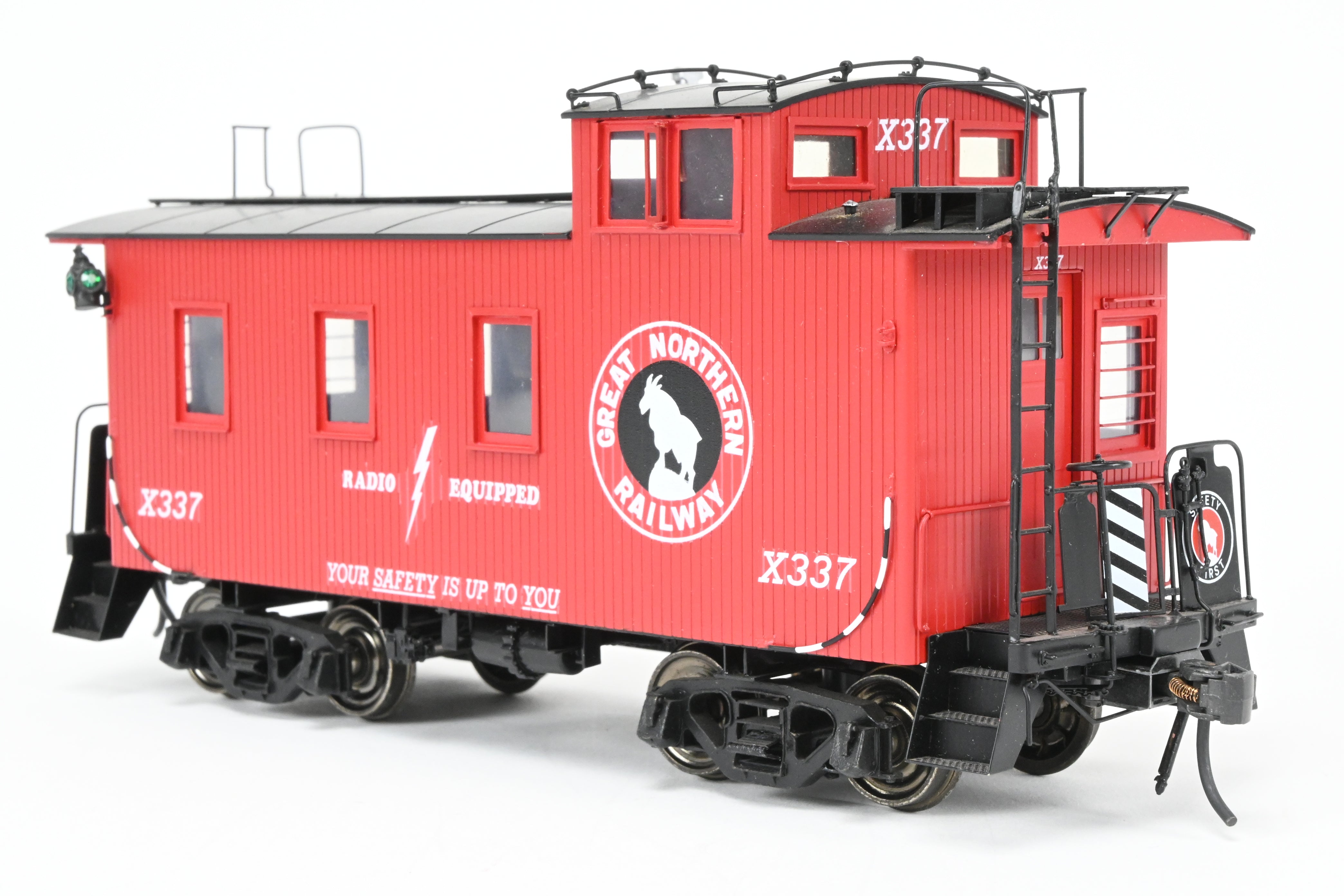 Collectible Great Northern Wood Caboose FP #X337 Collectors Edition Model by Beaver Creek Model Co. in Brass