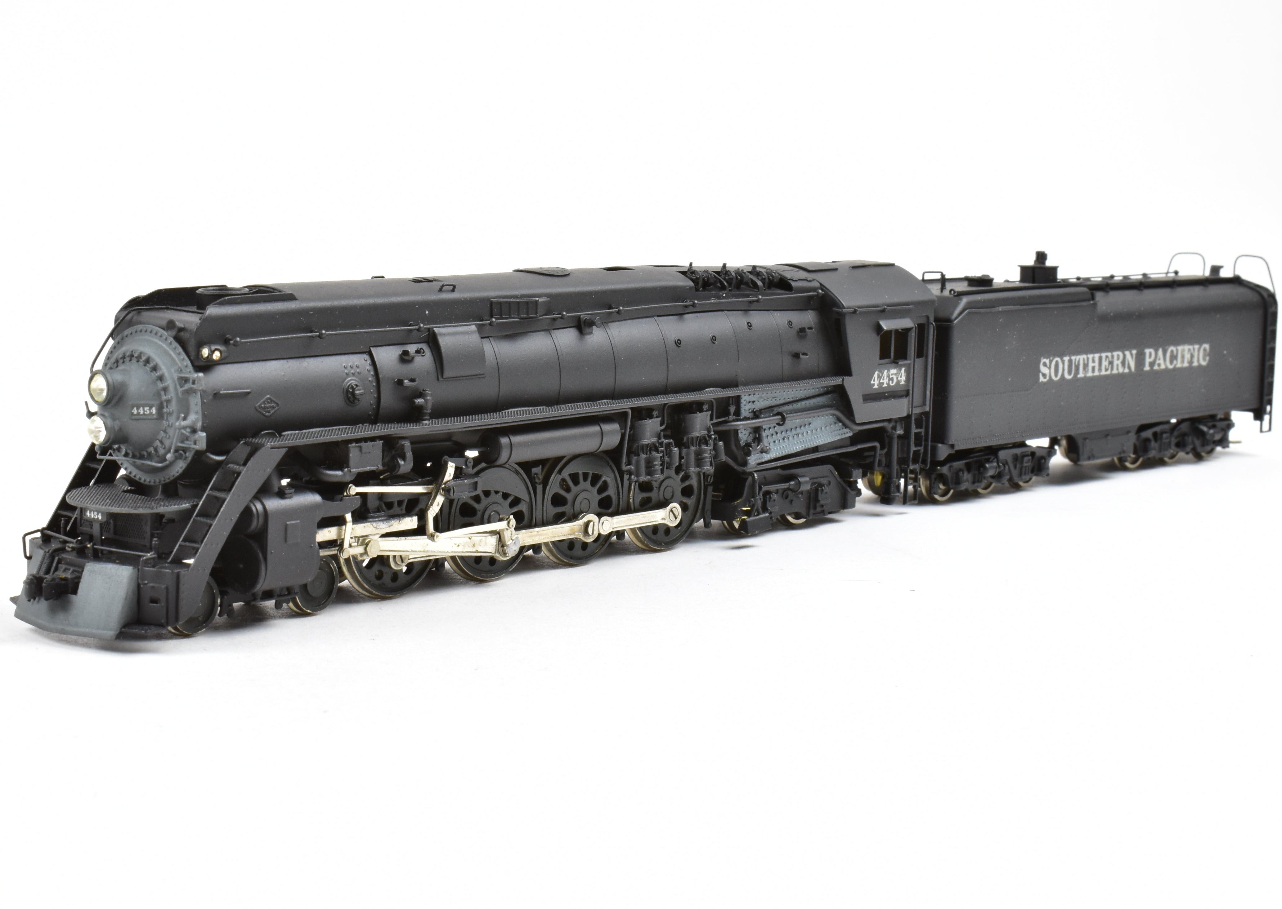 HO Scale Brass Model Train - Balboa SP Southern Pacific GS - 4 4 - 8 - 4 De - Skirted and Custom Painted Locomotive No. 4454