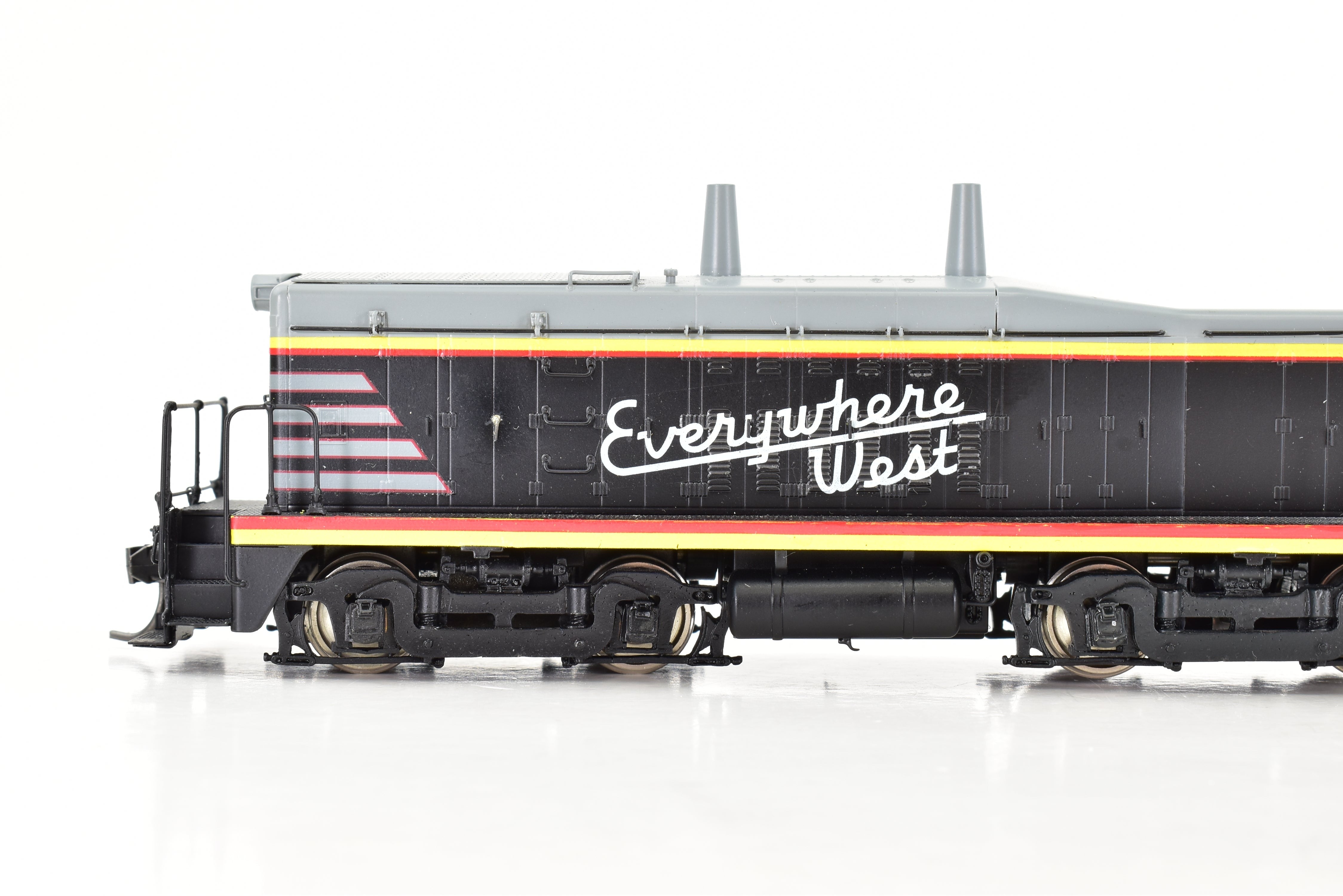 HO Scale Brass Oriental Limited CB&Q Burlington Route EMD TR-2 Cow and Calf Switcher Set