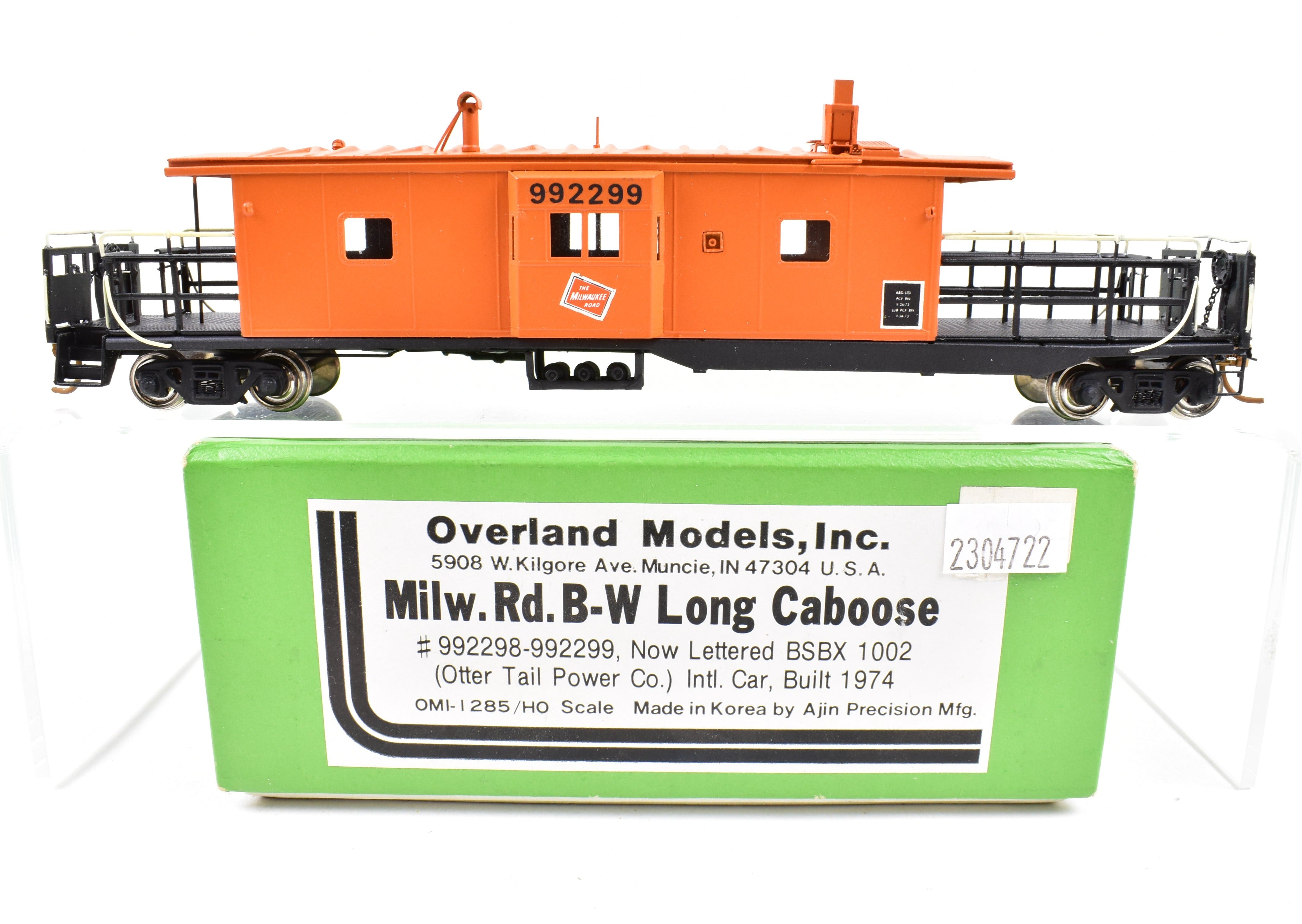 HO Scale Brass OMI - Overland Models, Inc. Milwaukee Road Bay Window Long Caboose Professionally Painted Model Train Car