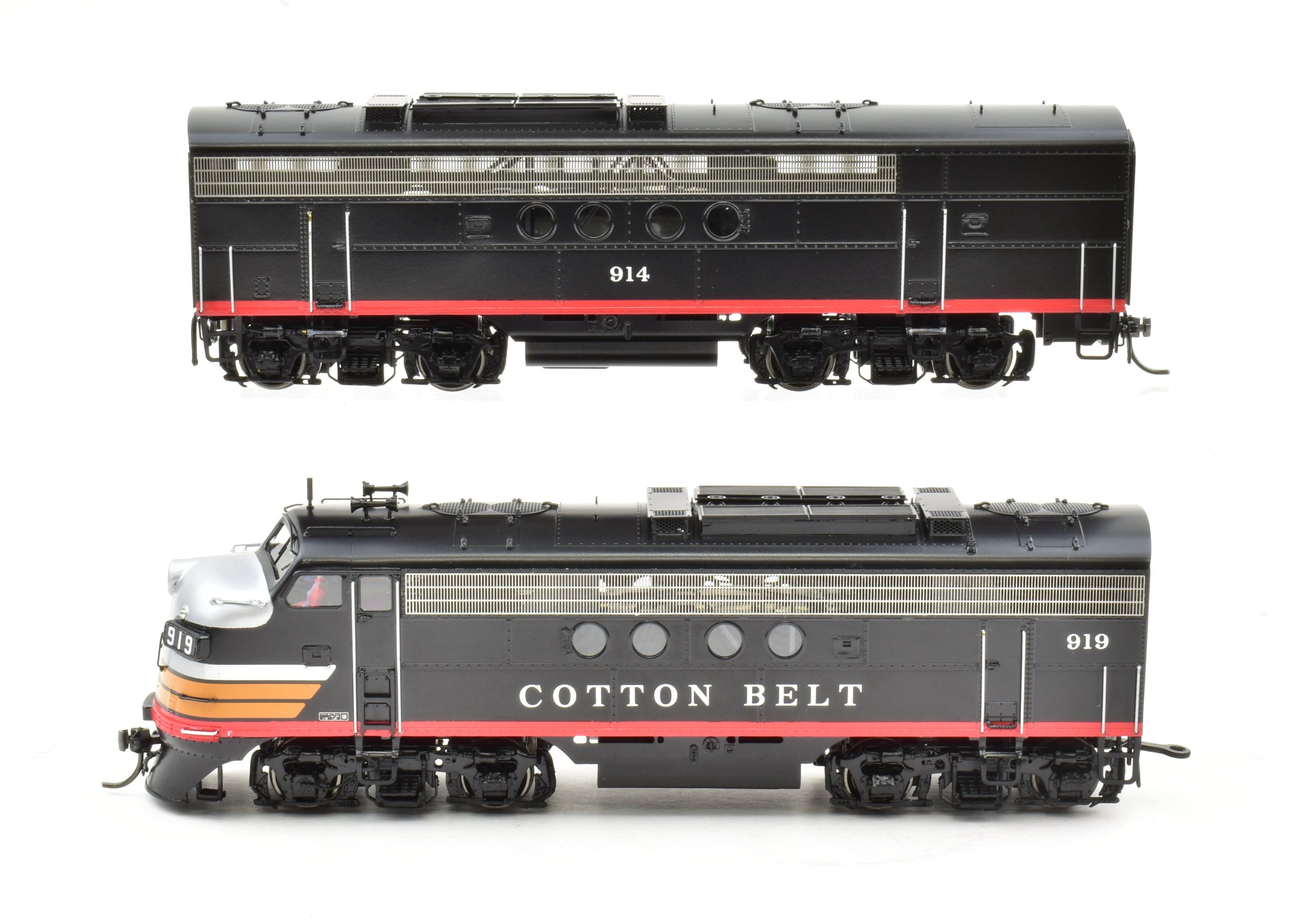 High - Quality HO Scale Brass Division Point DVP Model - Cotton Belt EMC FTA/B Set with Factory Painting
