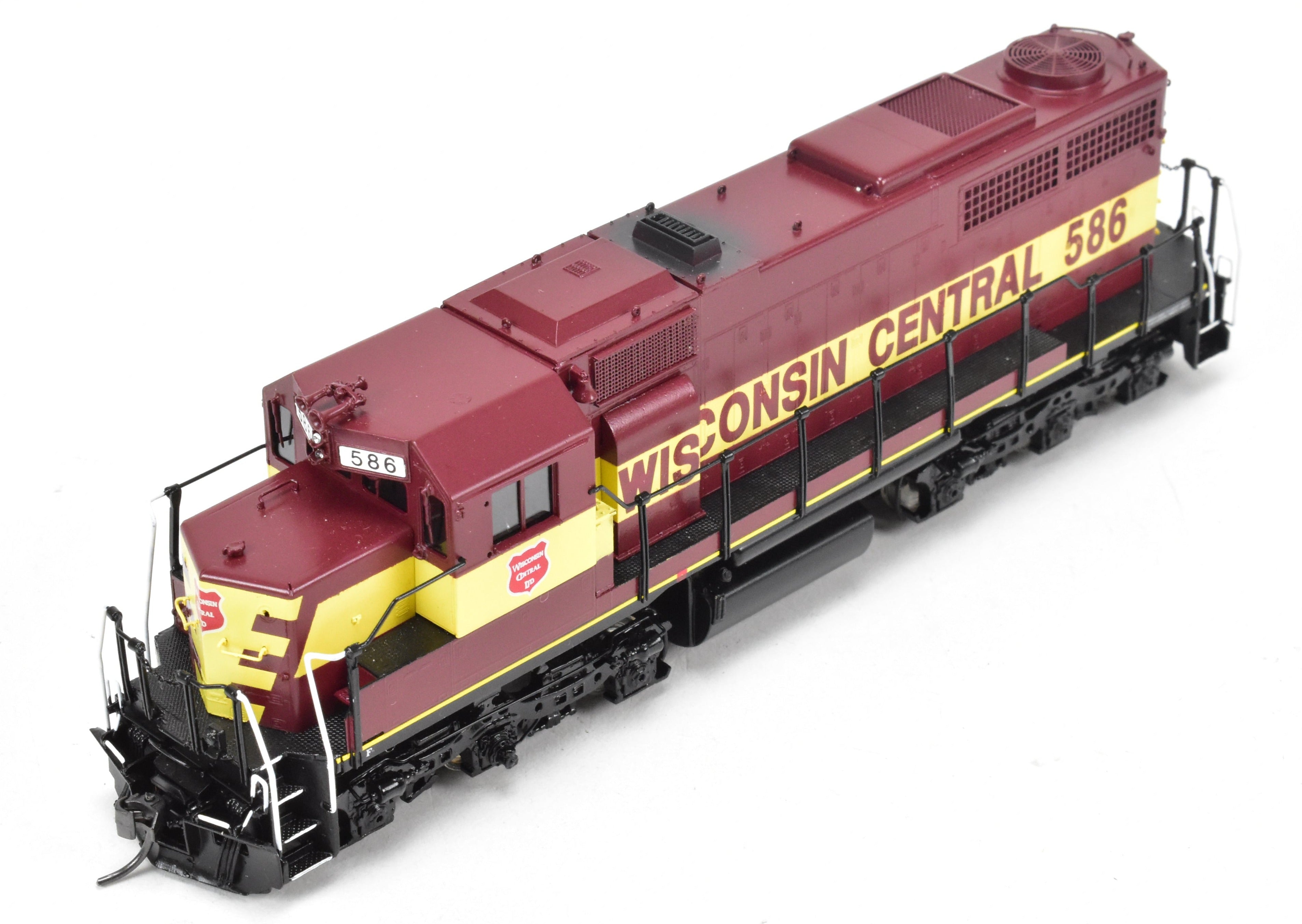 HO Scale Brass Diesel Locomotive - Overland Models, Inc. WC - Wisconsin Central EMD SDL39 Factory Painted Model No. 586