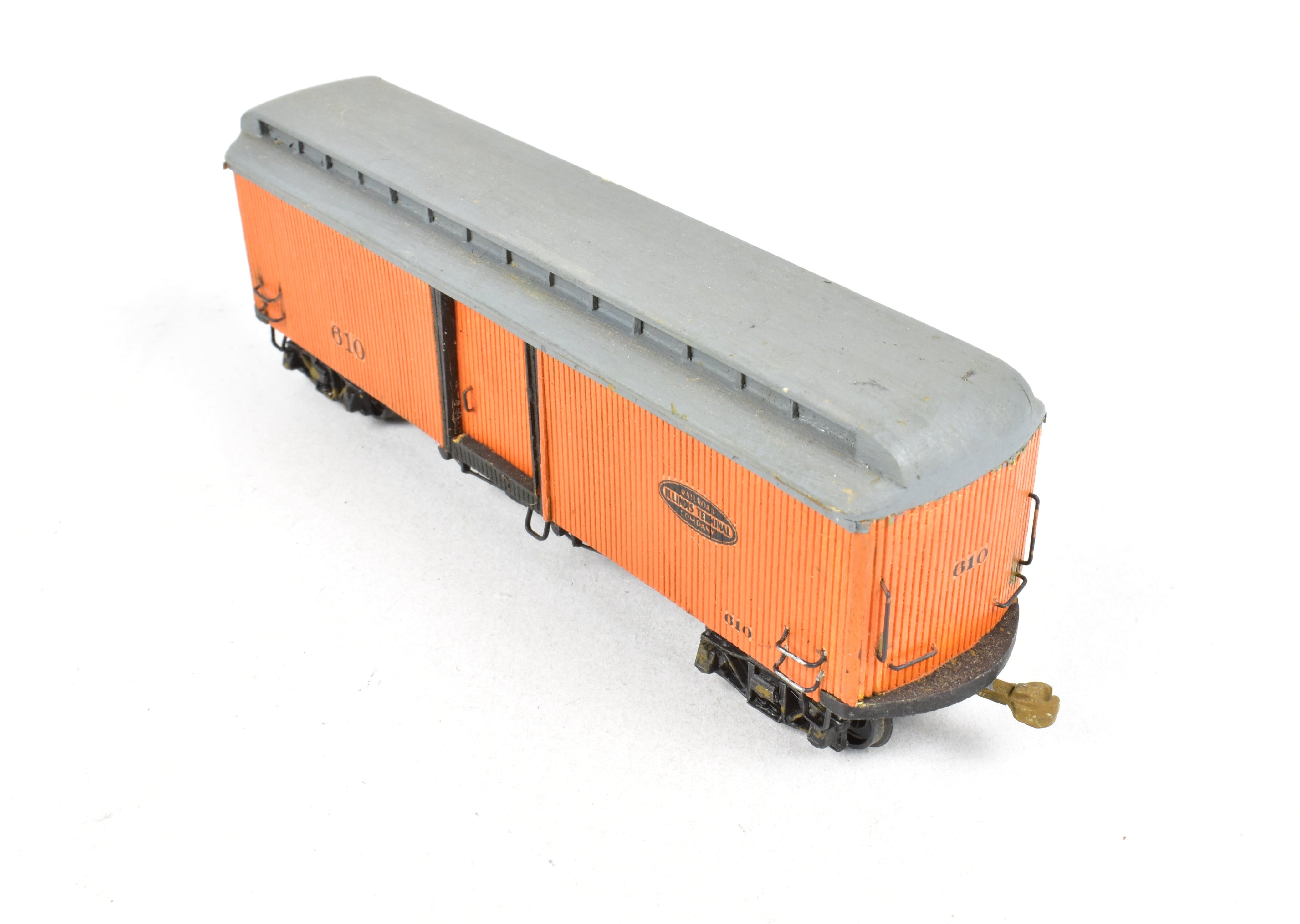 La Belle Woodworking Illinois Terminal Freight/Baggage Trailer #610, Well-Built & Painted