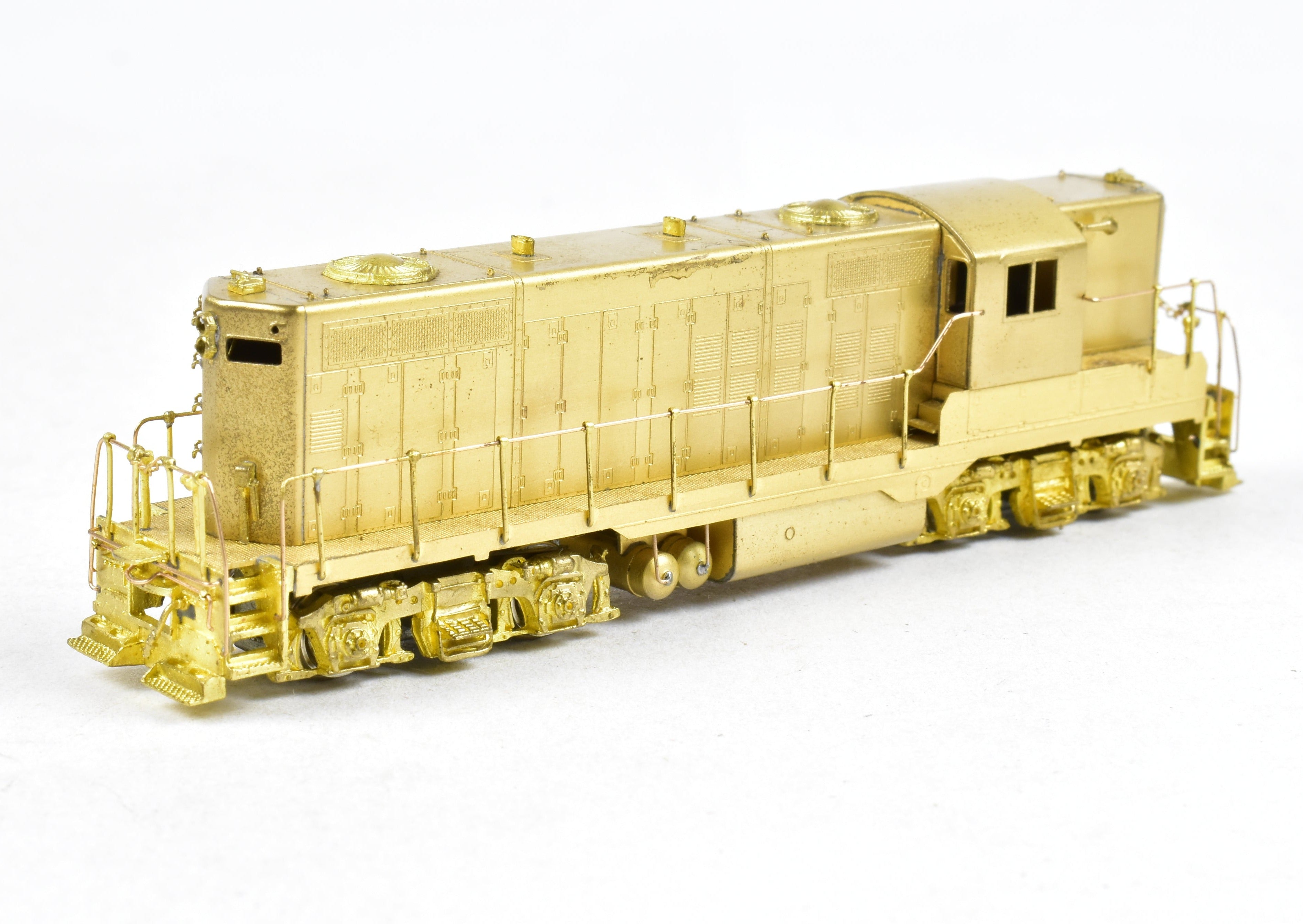 N Scale Brass Hallmark EMD GP - 9 Standard with Removable Dynamic Brakes
