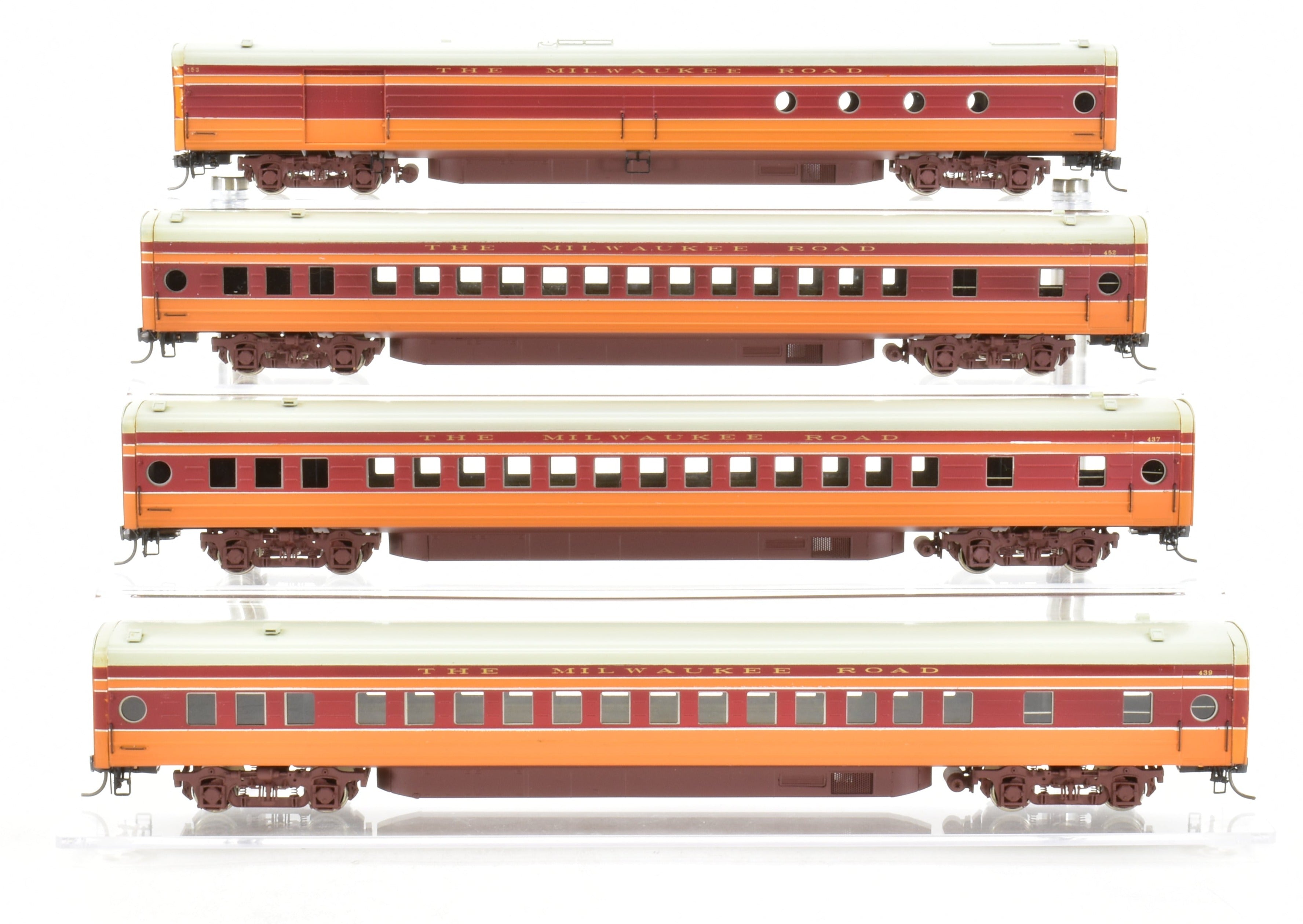 HO Scale Brass Model Train Set - Precision Scale Co. Milwaukee Road 1939 Hiawatha 9 - Car Factory - Painted Set