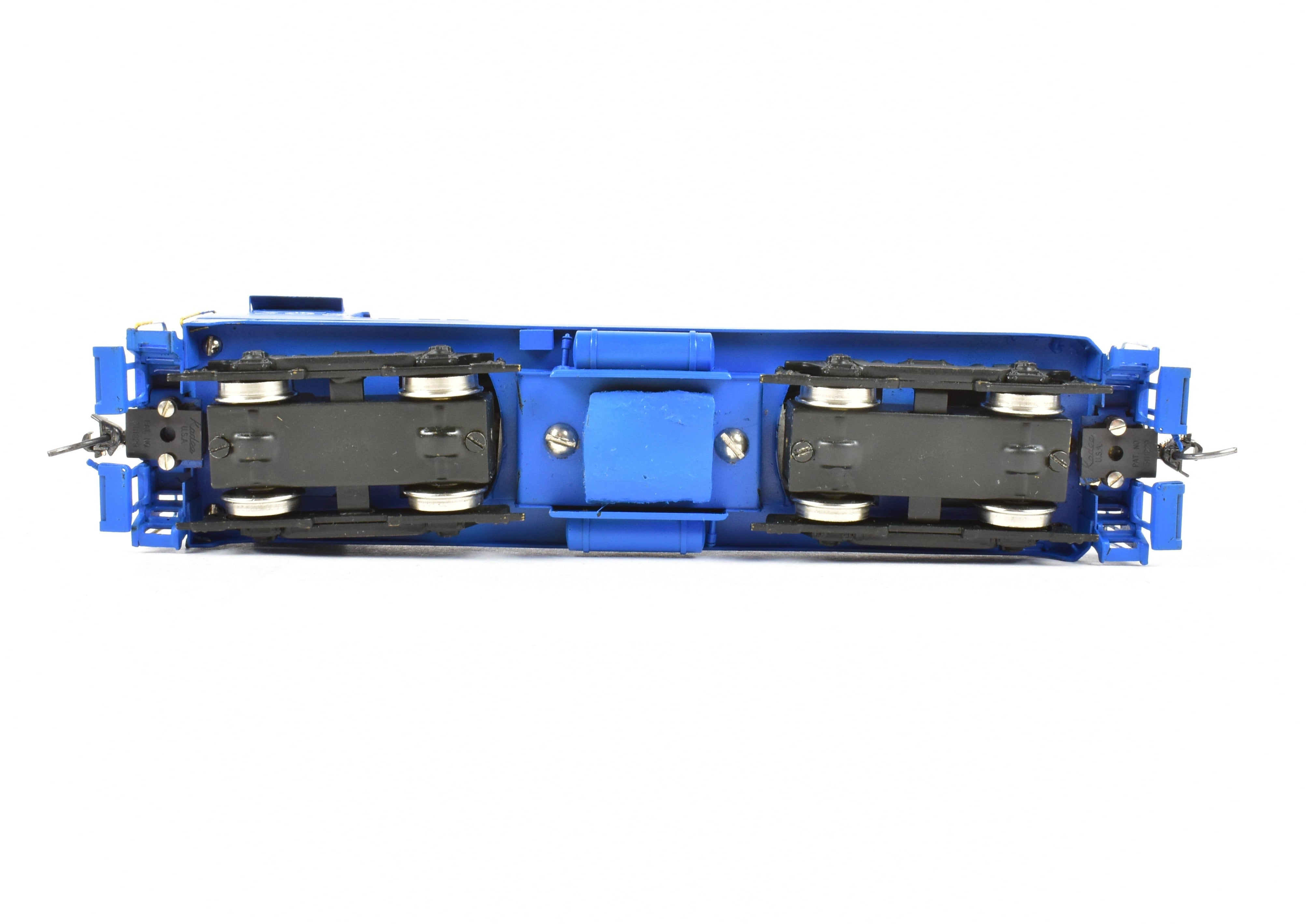 High - Quality HO Scale Brass Hallmark Models Custom - Painted Conrail Baldwin VO - 1000 Diesel Switcher Model