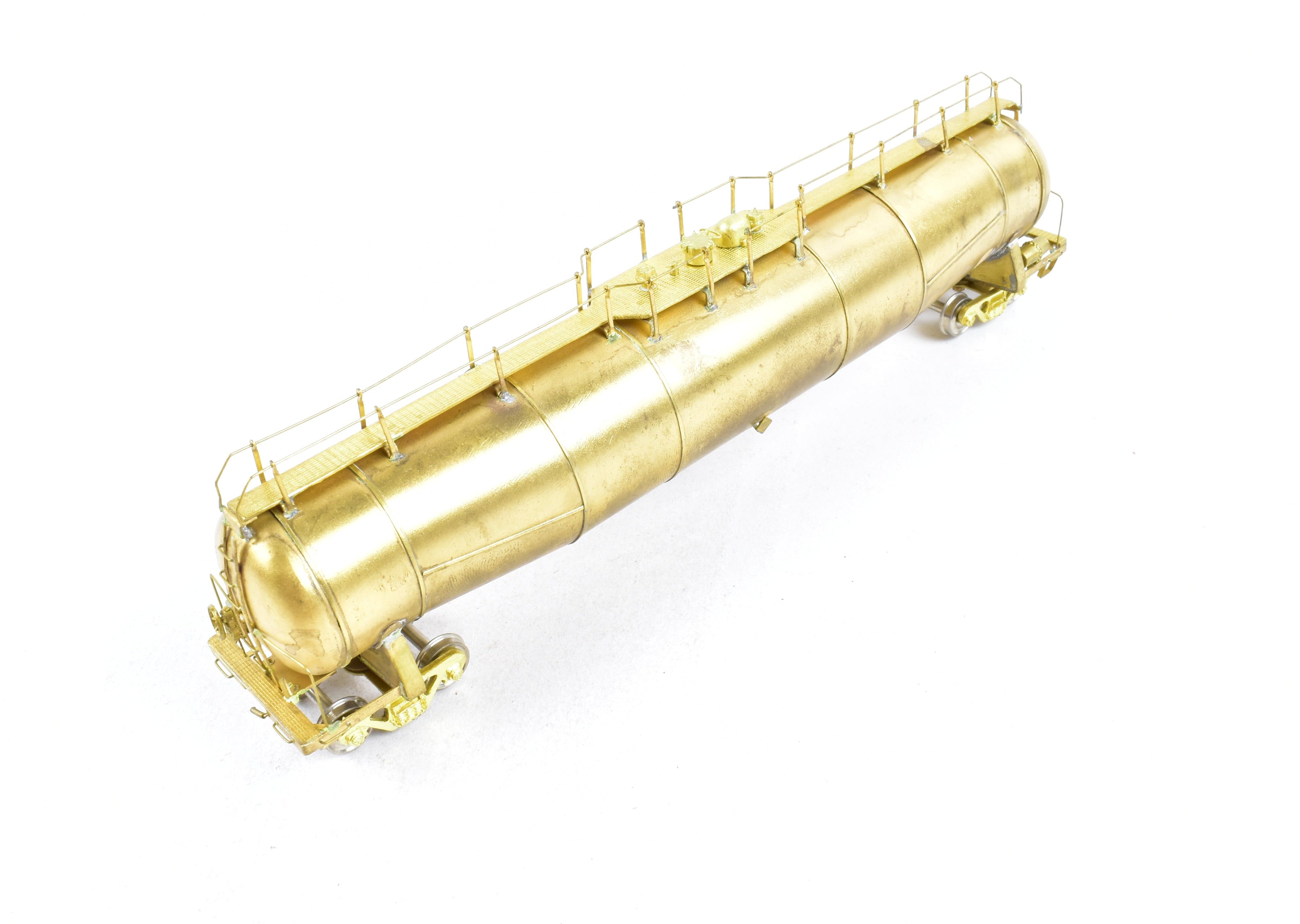 HO Scale Brass Alco Models Various Railroads ACF 29,000 Gallon Tank Car Model for Model Train Enthusiasts